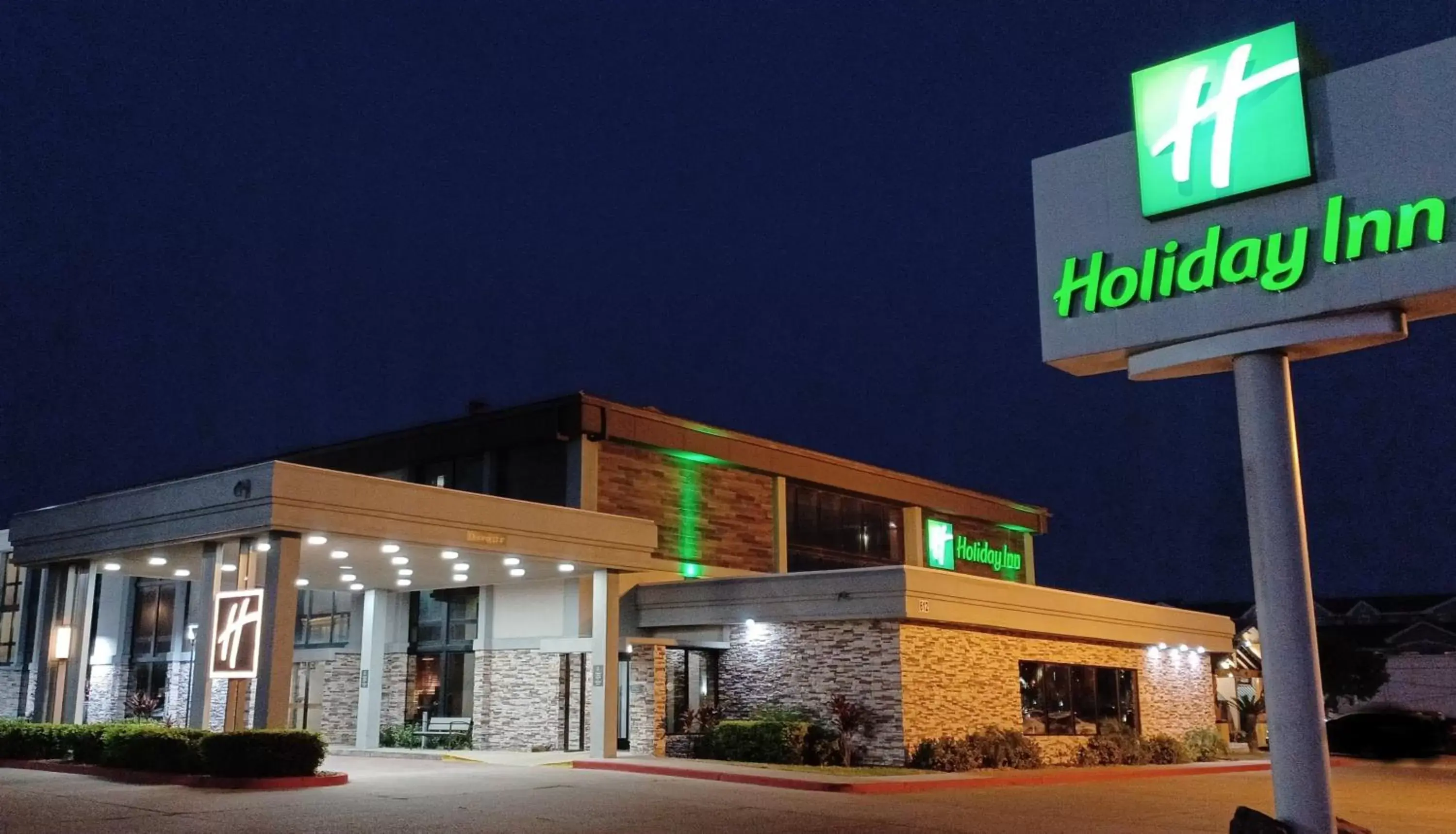 Property Building in Holiday Inn - McAllen - Medical Center Area, an IHG Hotel