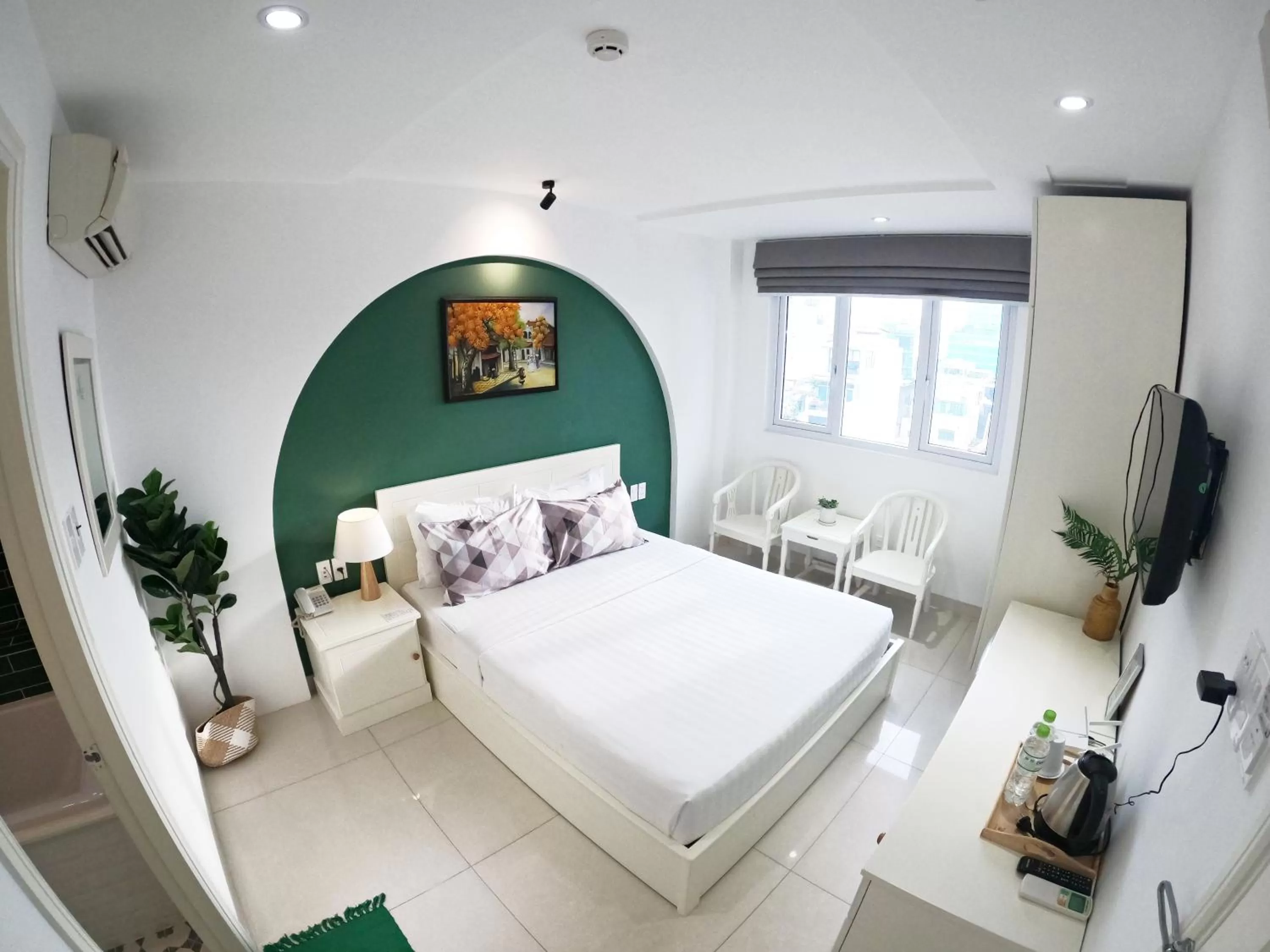 Superior Double Room With Window in Dinh Phat Hotel