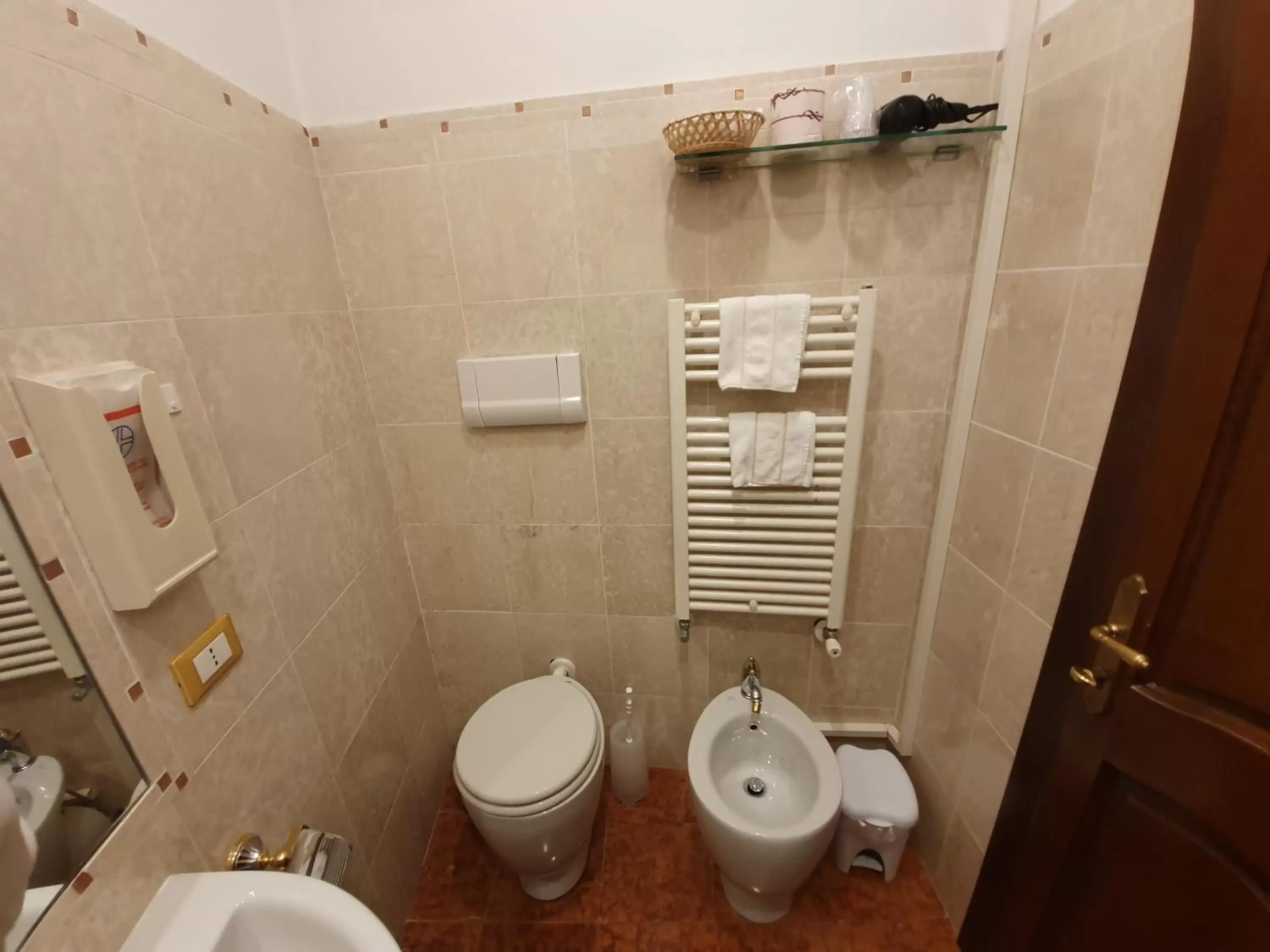 Toilet, Bathroom in Casa Fenice