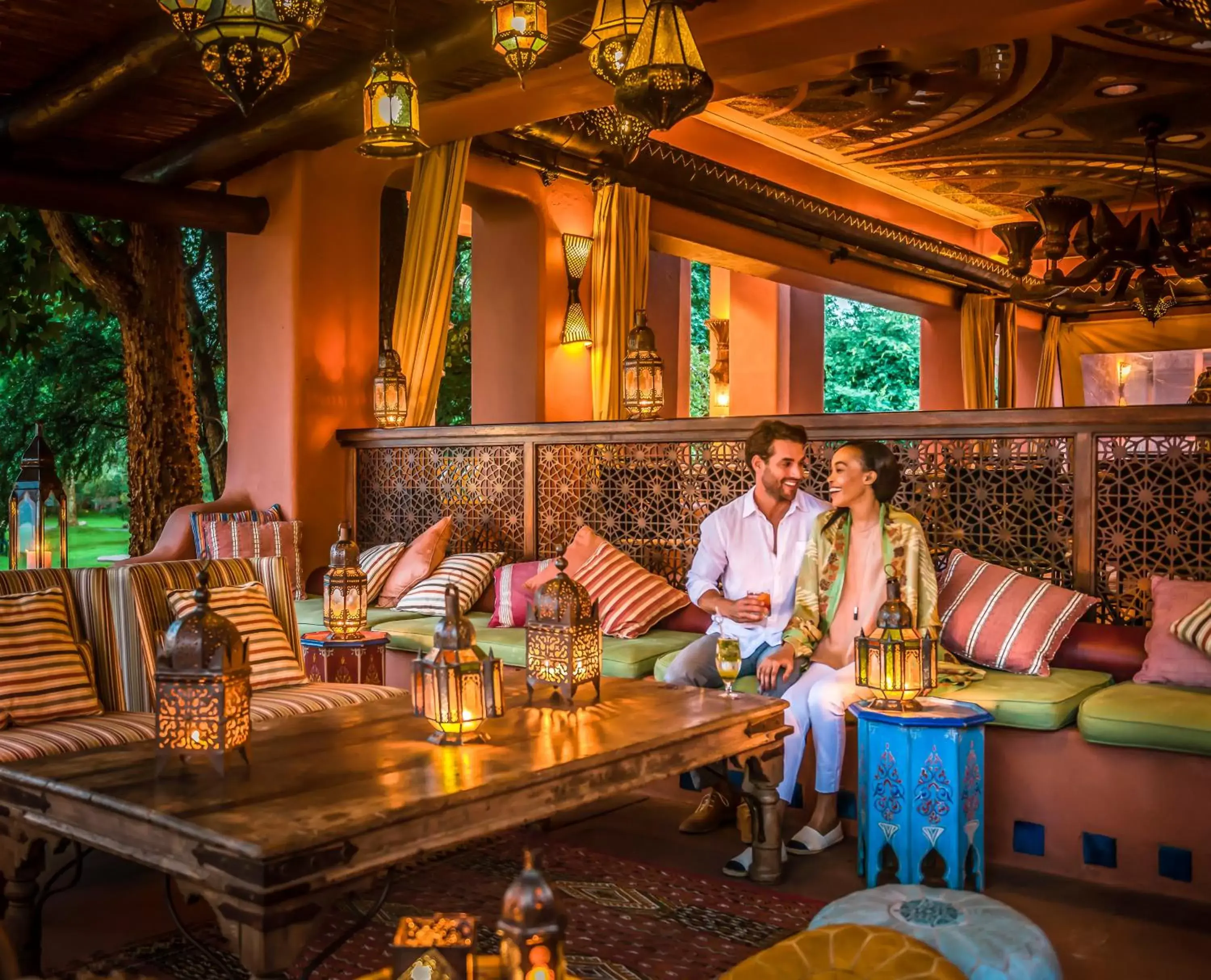 Guests, Lounge/Bar in Avani Victoria Falls Resort