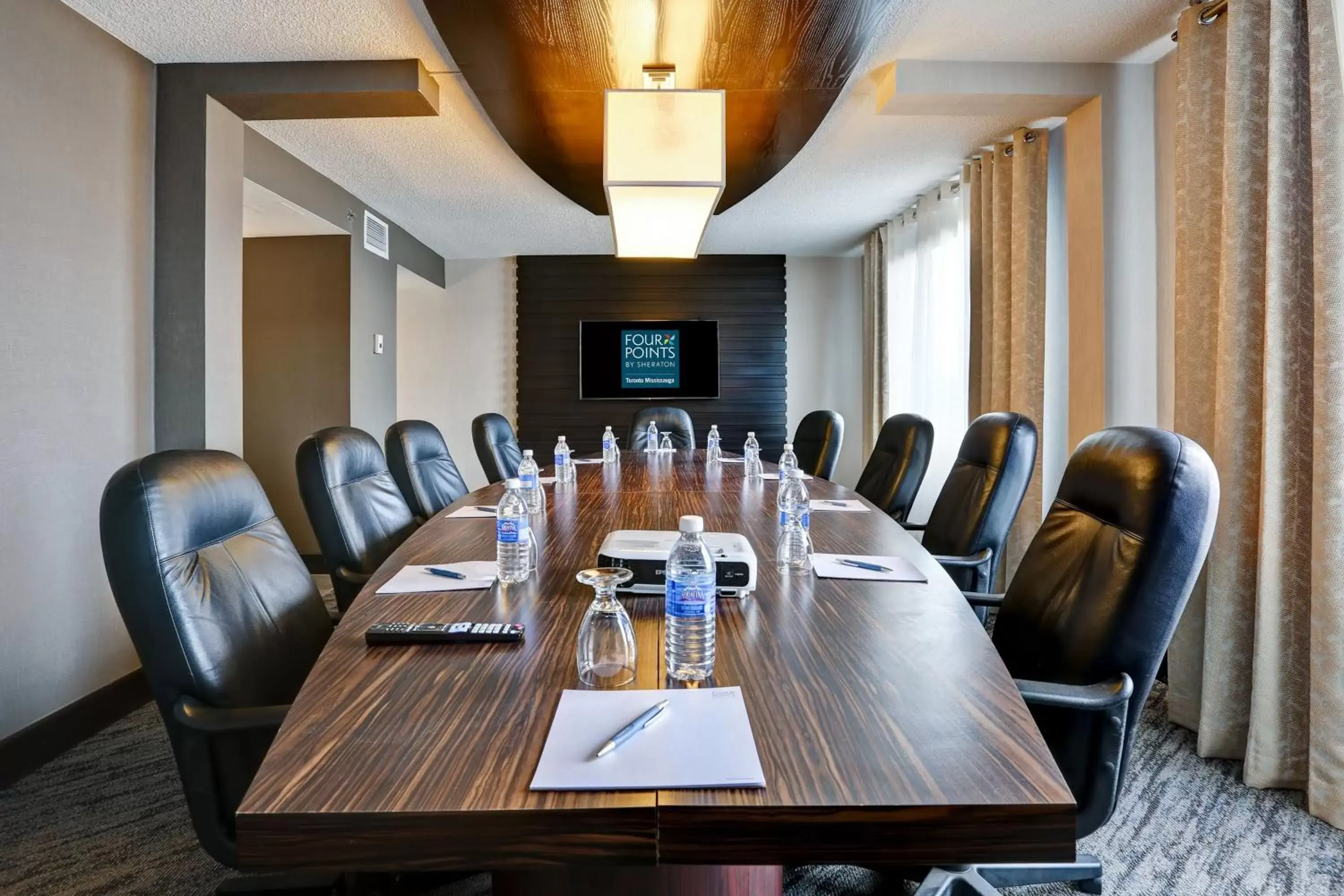 Meeting/conference room in Four Points by Sheraton Toronto Mississauga