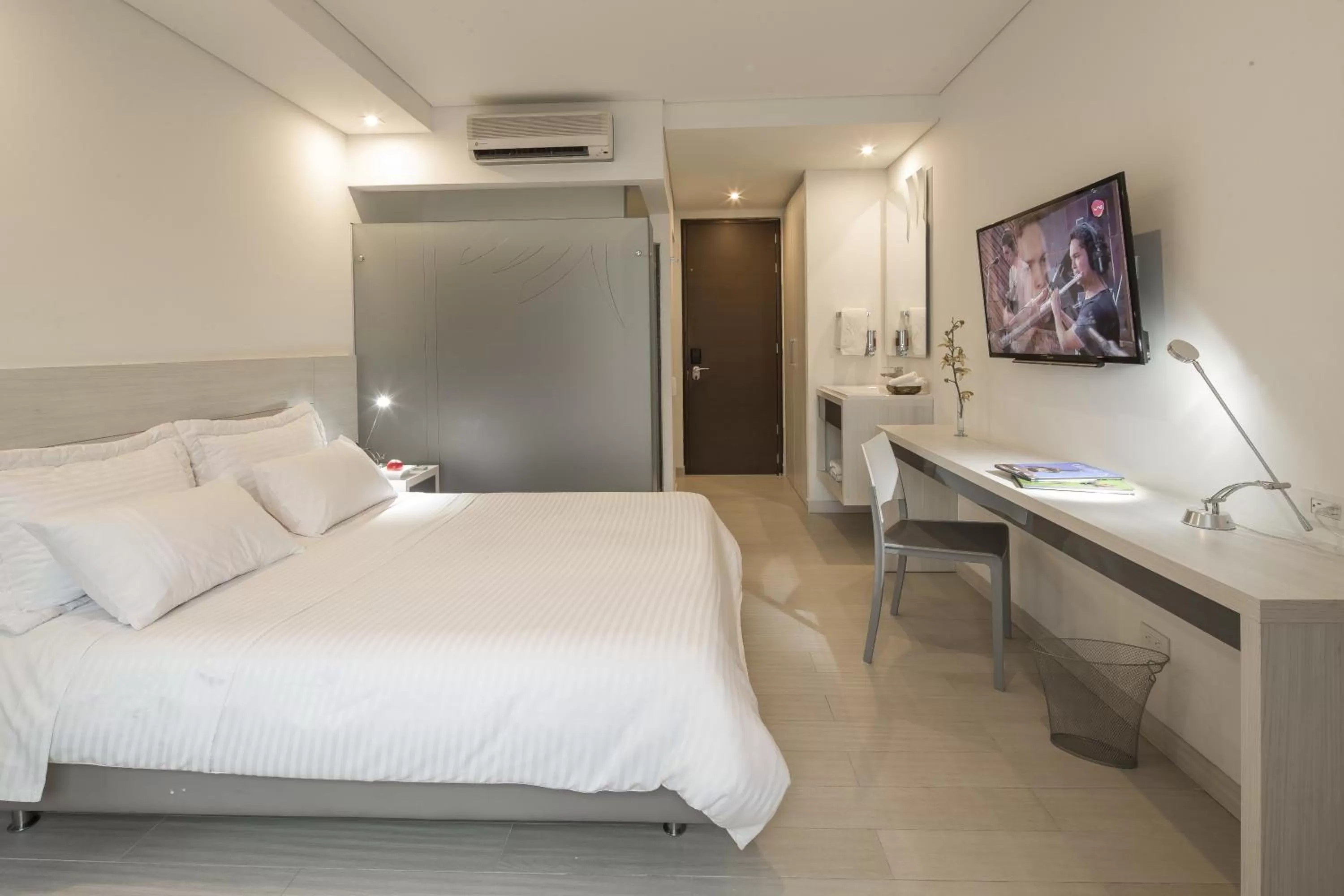 Bedroom, Bed in Hotel Dix