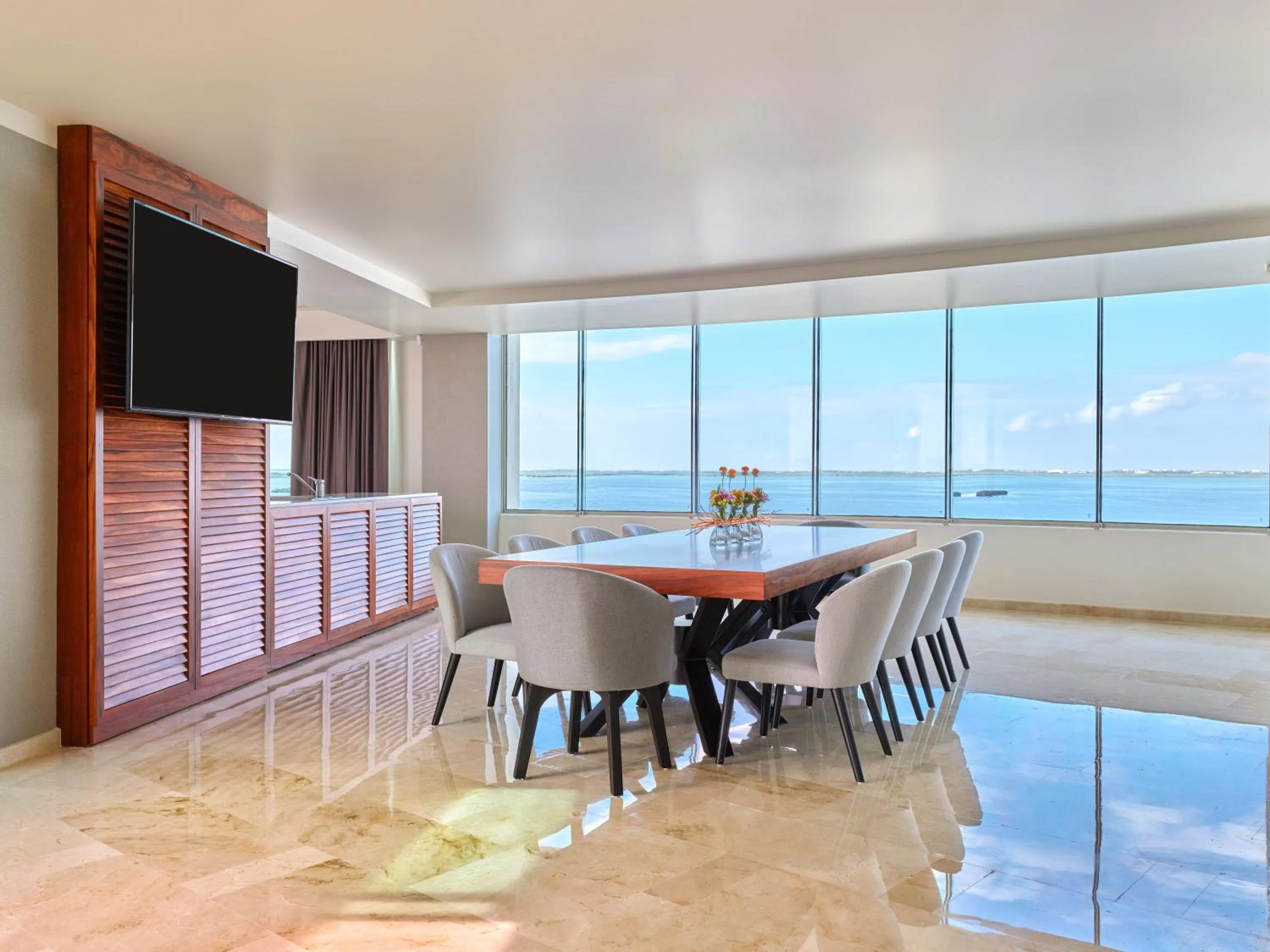 Dining area in Live Aqua Cancun - Adults Only - All-Inclusive