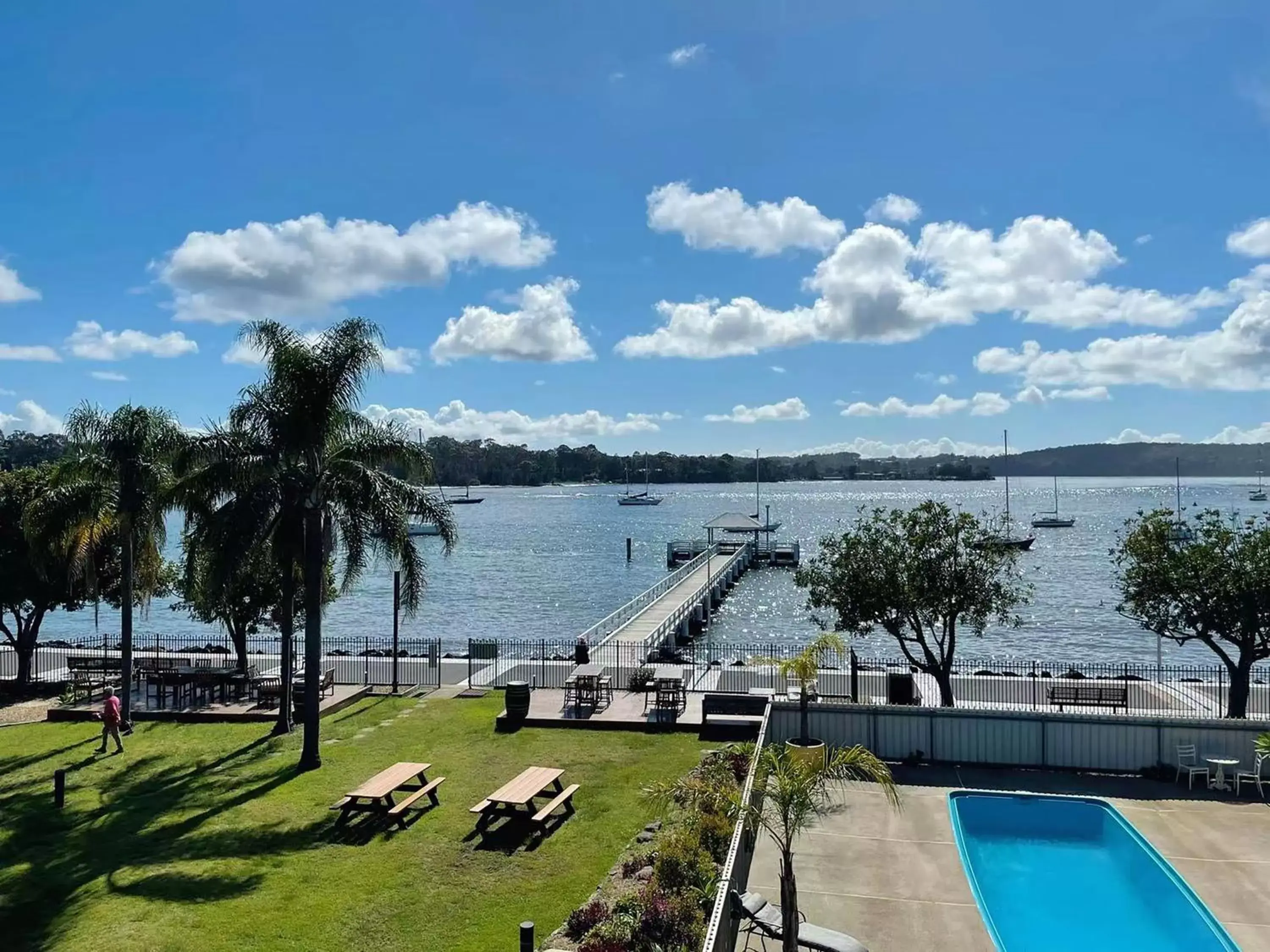 Sea view, Pool View in Mariners on the Waterfront