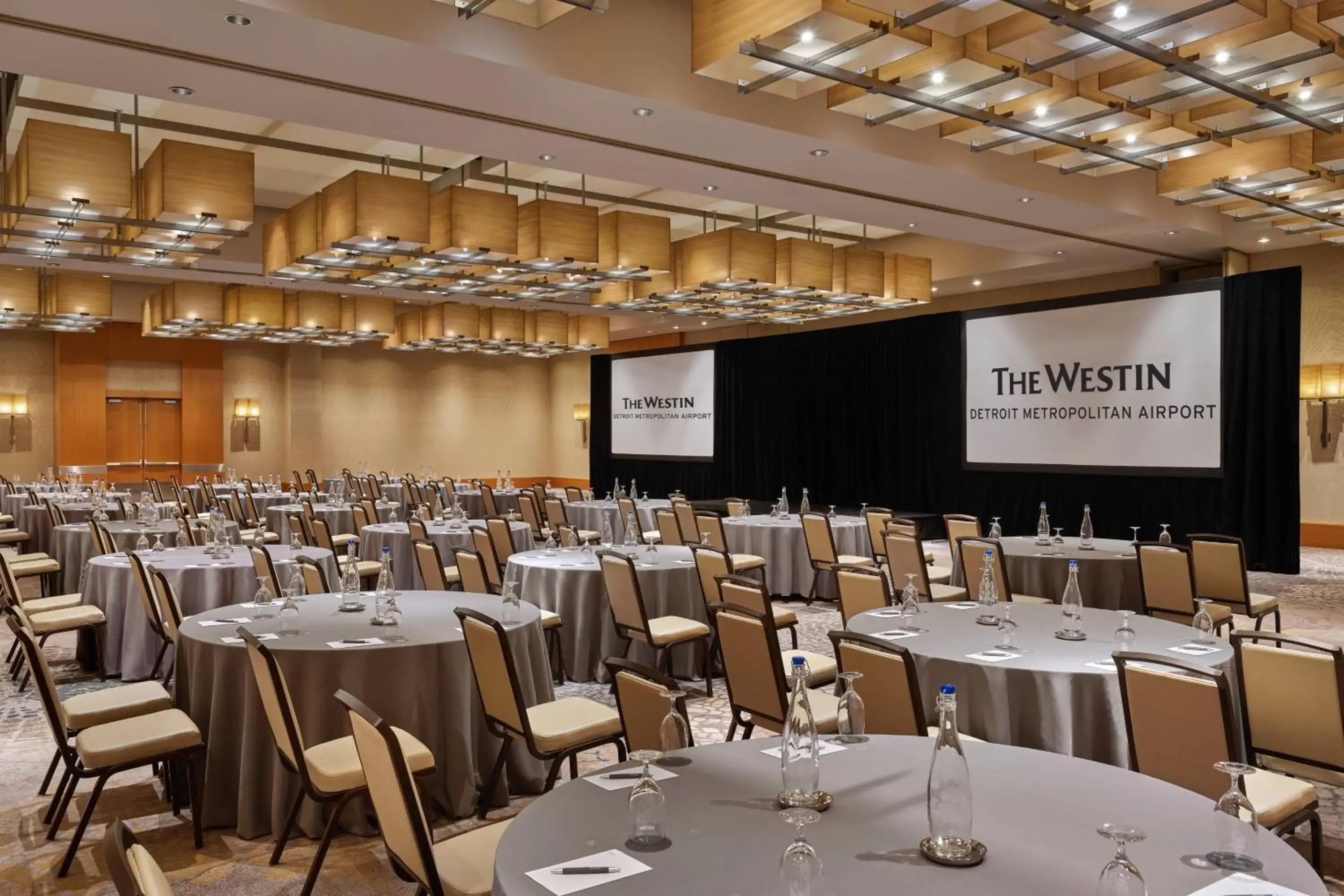 Meeting/conference room, Banquet Facilities in The Westin Detroit Metropolitan Airport
