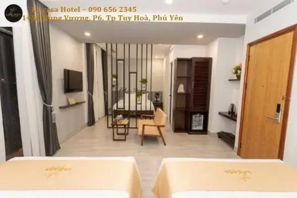 Suite in La Casa Tuy Hòa Suite in La Casa Tuy Hòa