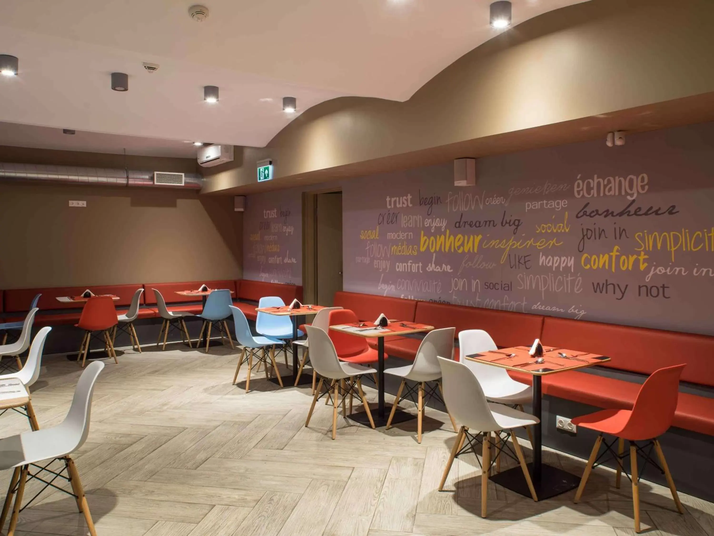 Restaurant/places to eat in Ibis Riga Centre