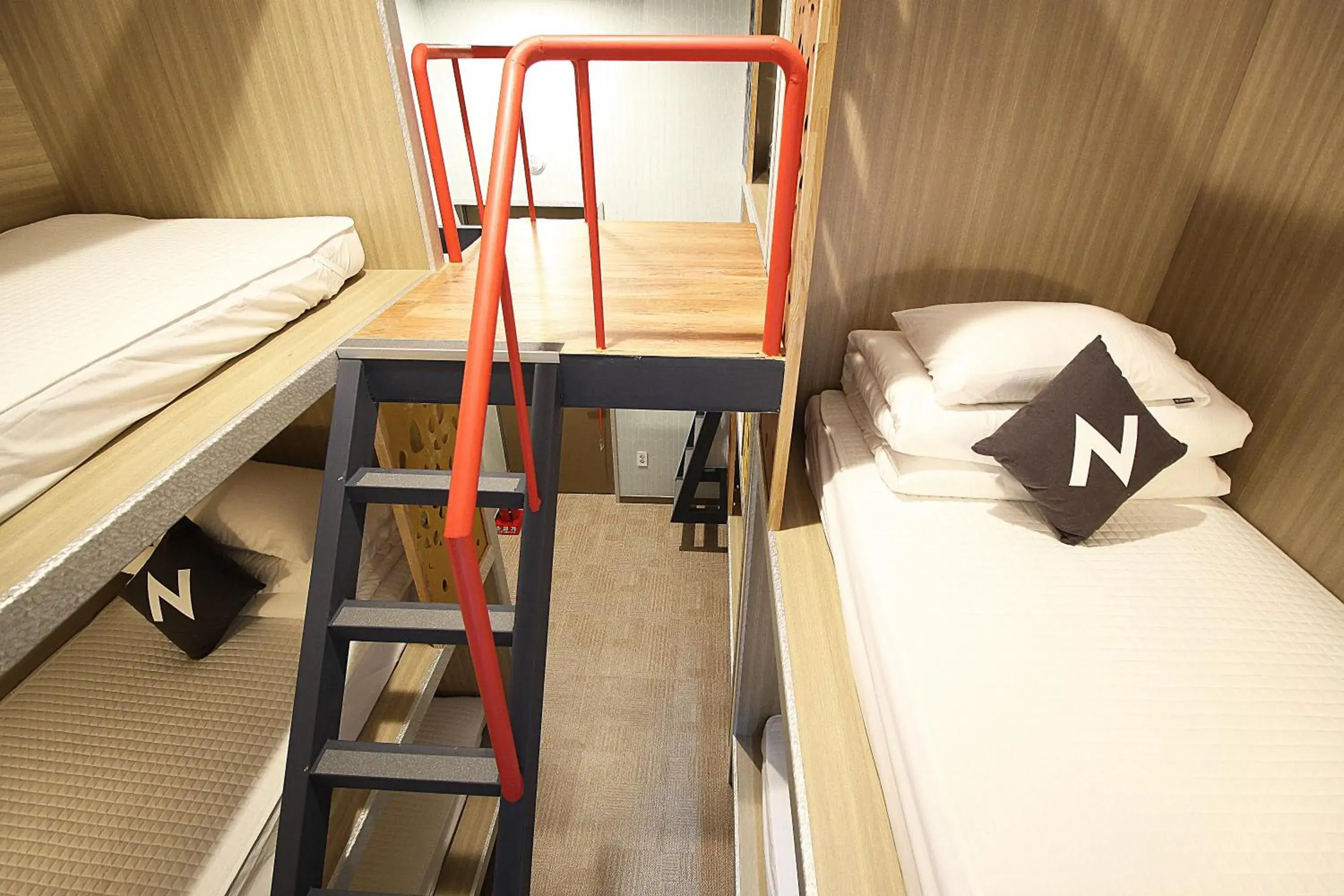 Bunk Bed in Seoul N Hotel DDM