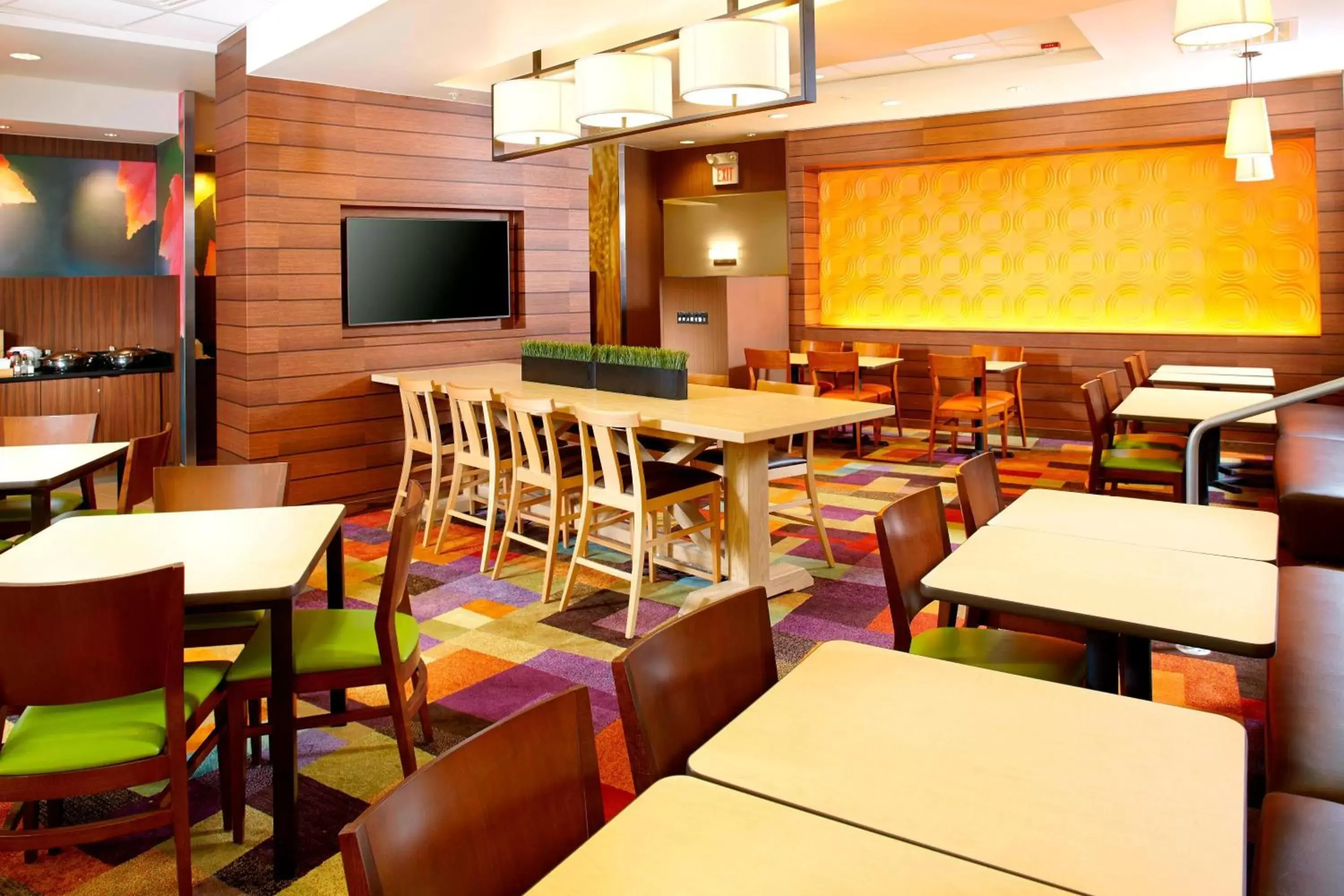 Breakfast, Restaurant/Places to Eat in Fairfield Inn & Suites Parsippany