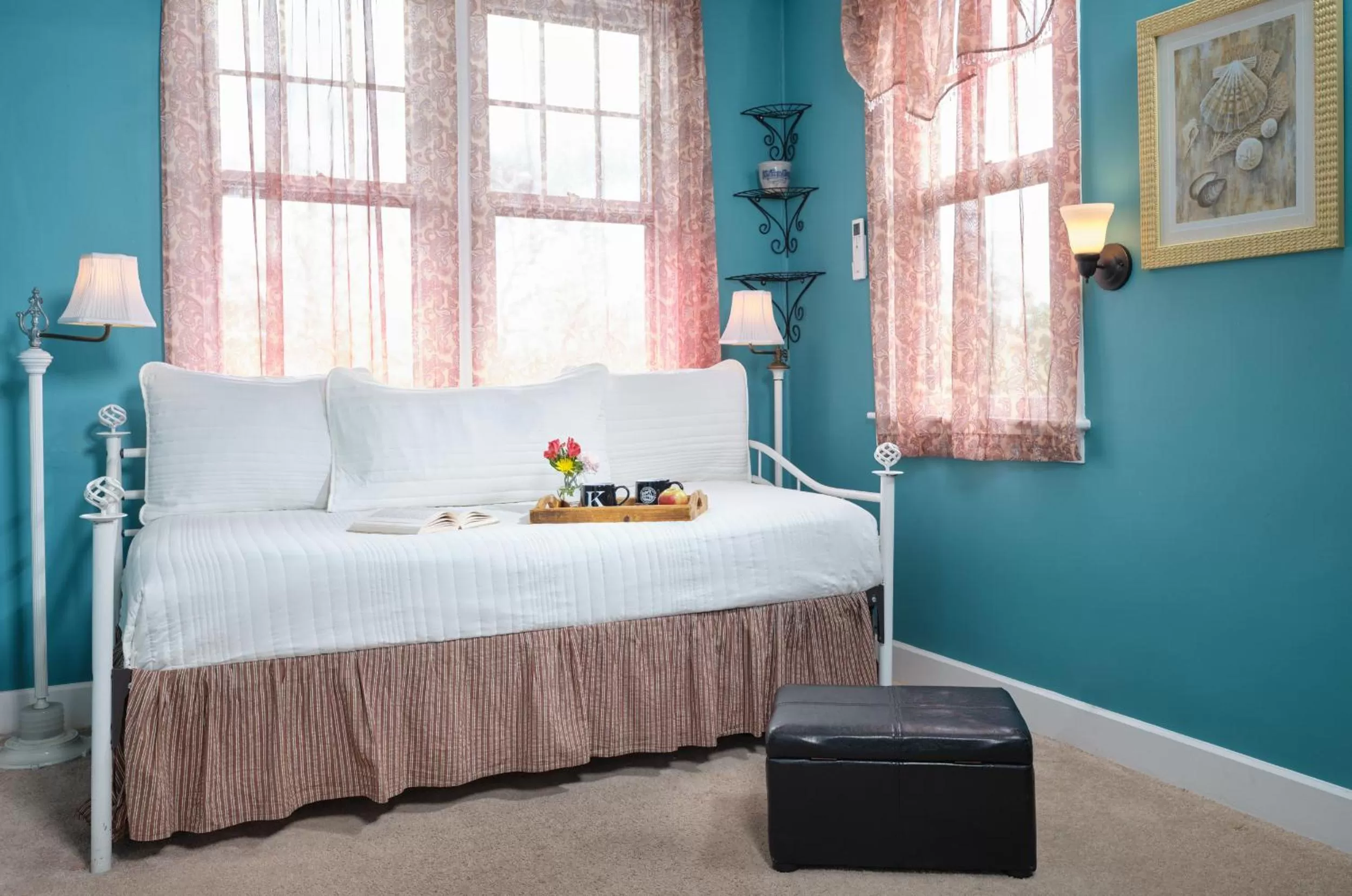 Bed in Keystone Inn Bed and Breakfast