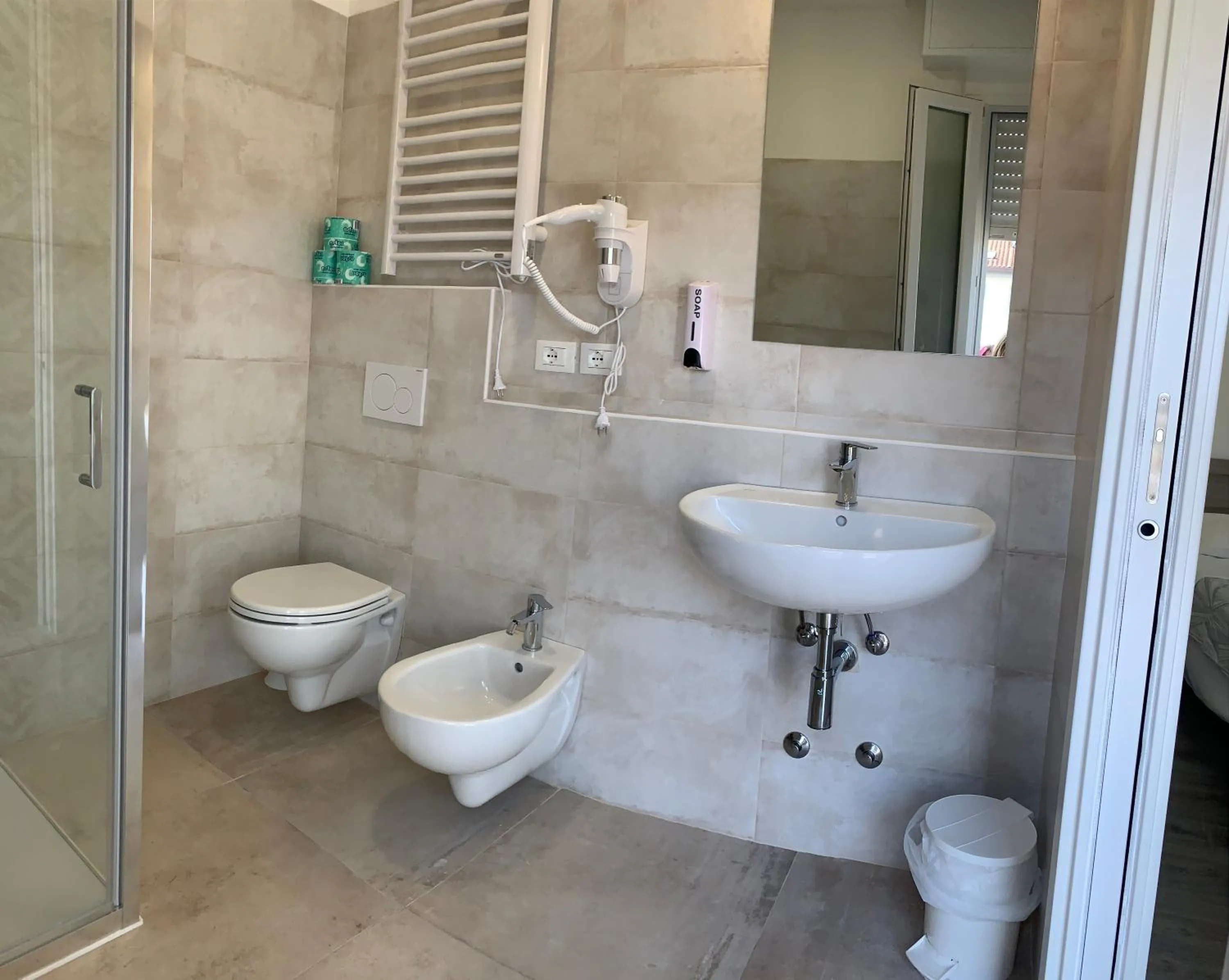 Shower in Hotel Laika