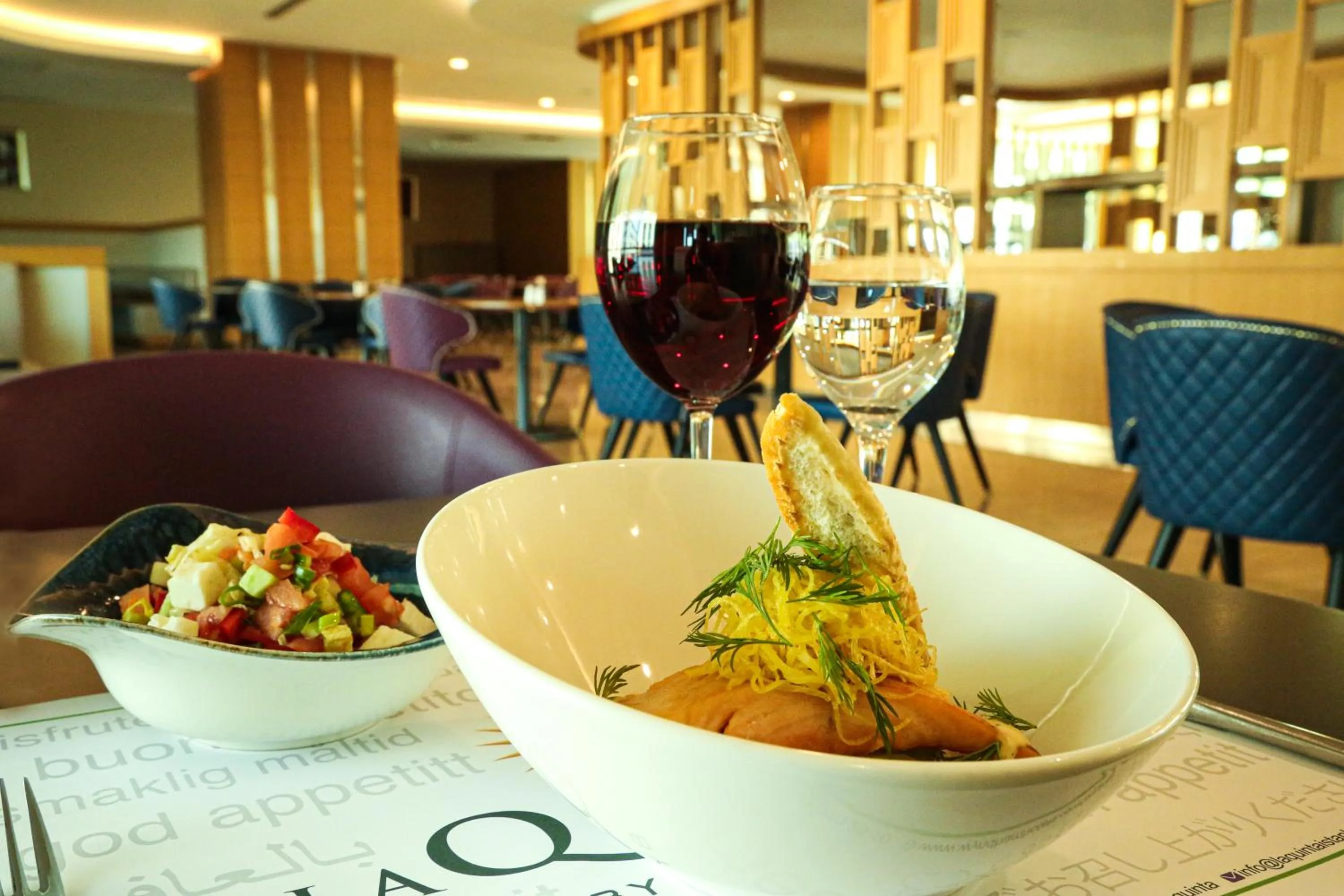 Food and drinks in La Quinta by Wyndham Istanbul Gunesli