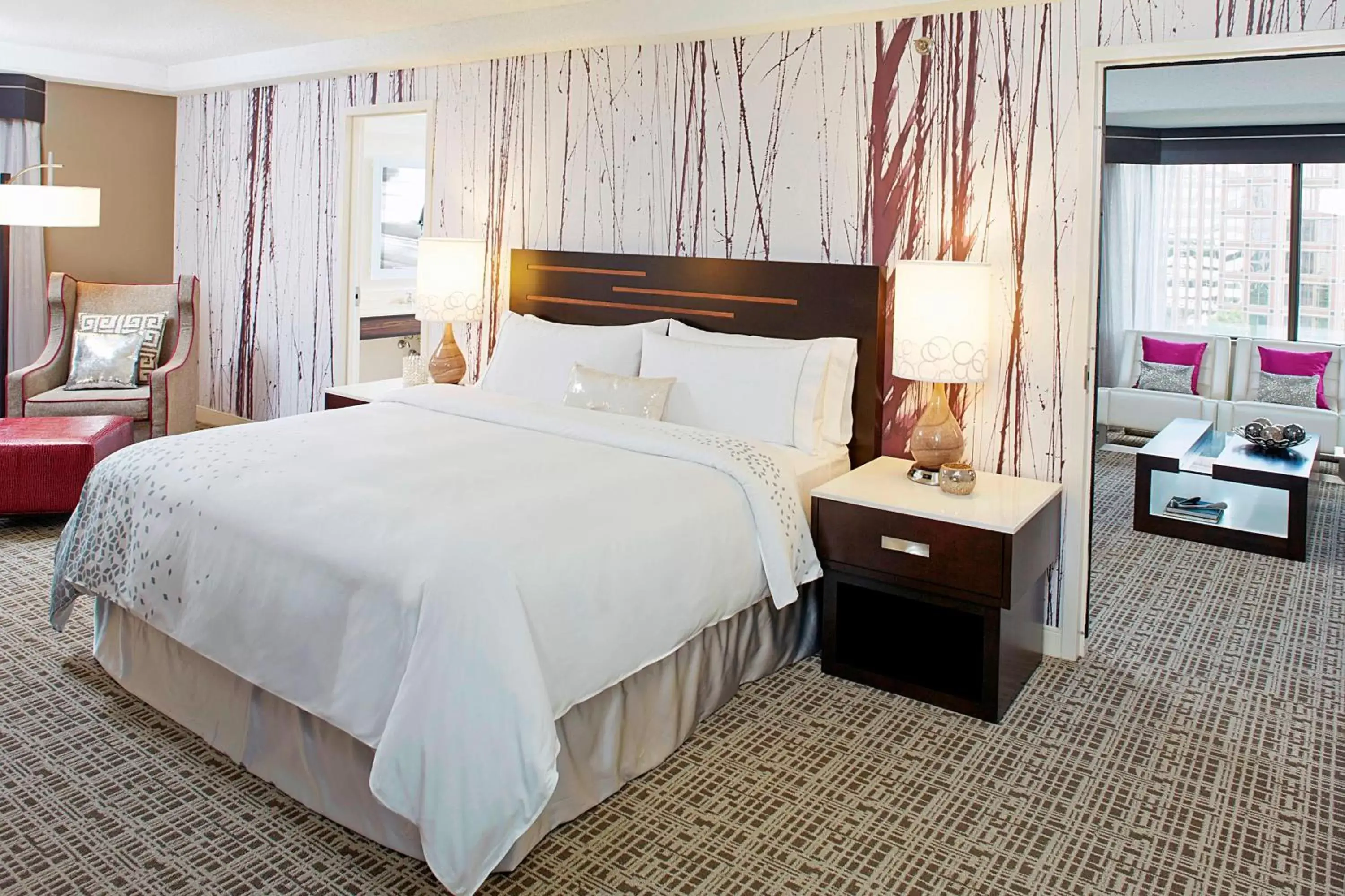 Bedroom, Bed in Renaissance Atlanta Waverly Hotel & Convention Center