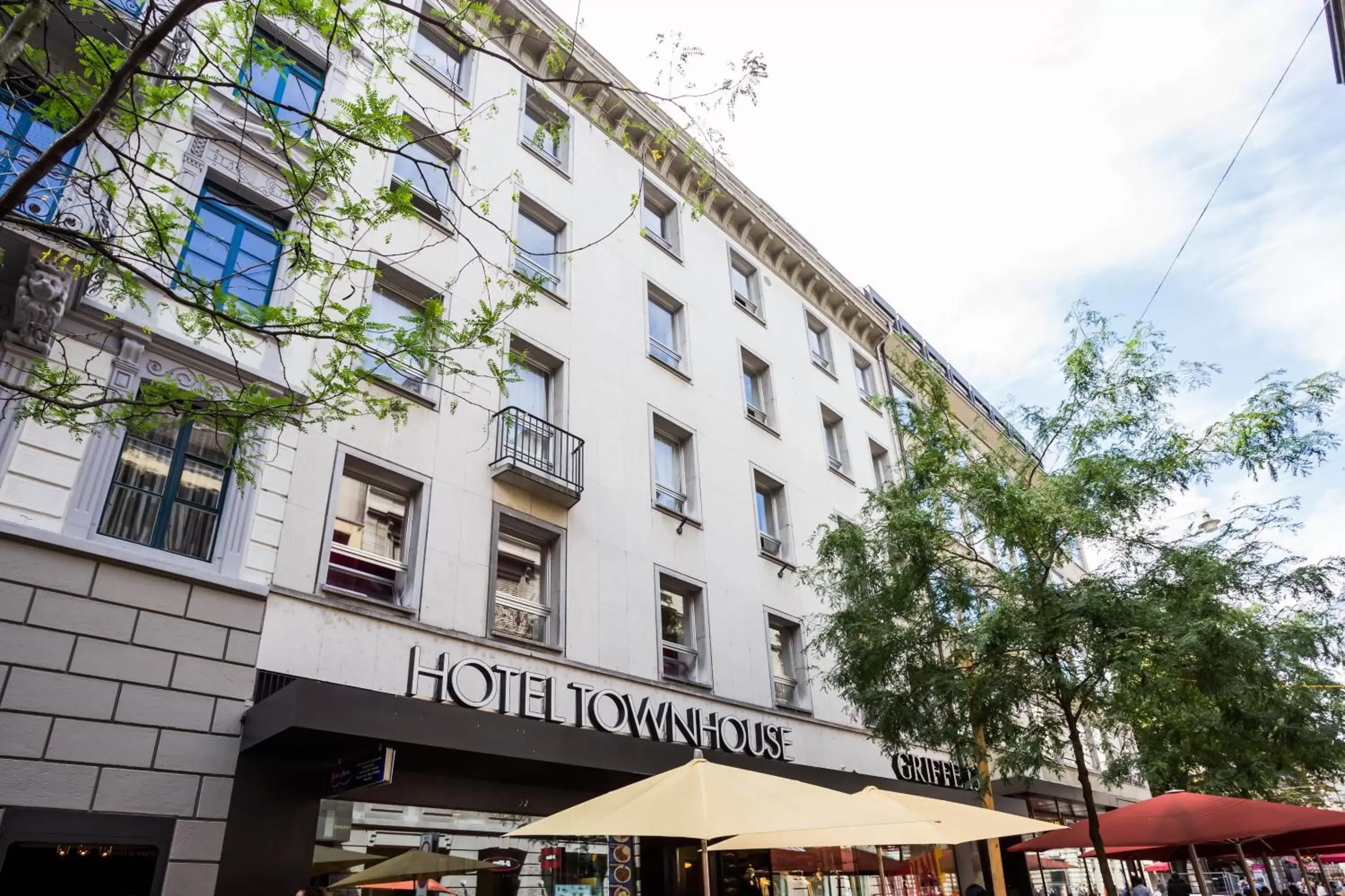 Facade/entrance, Property Building in Townhouse Boutique Hotel