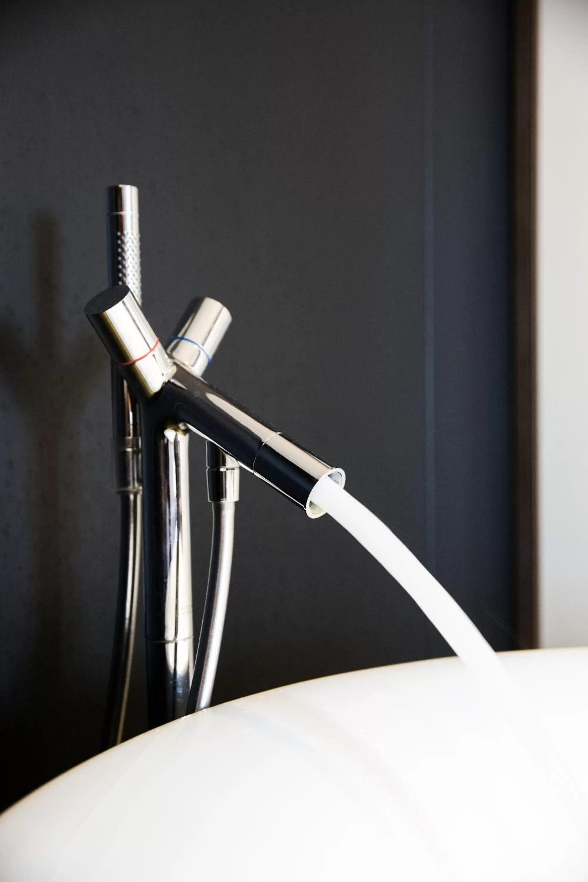 Bathroom in City Hotel Gouda, WorldHotels Crafted Collection