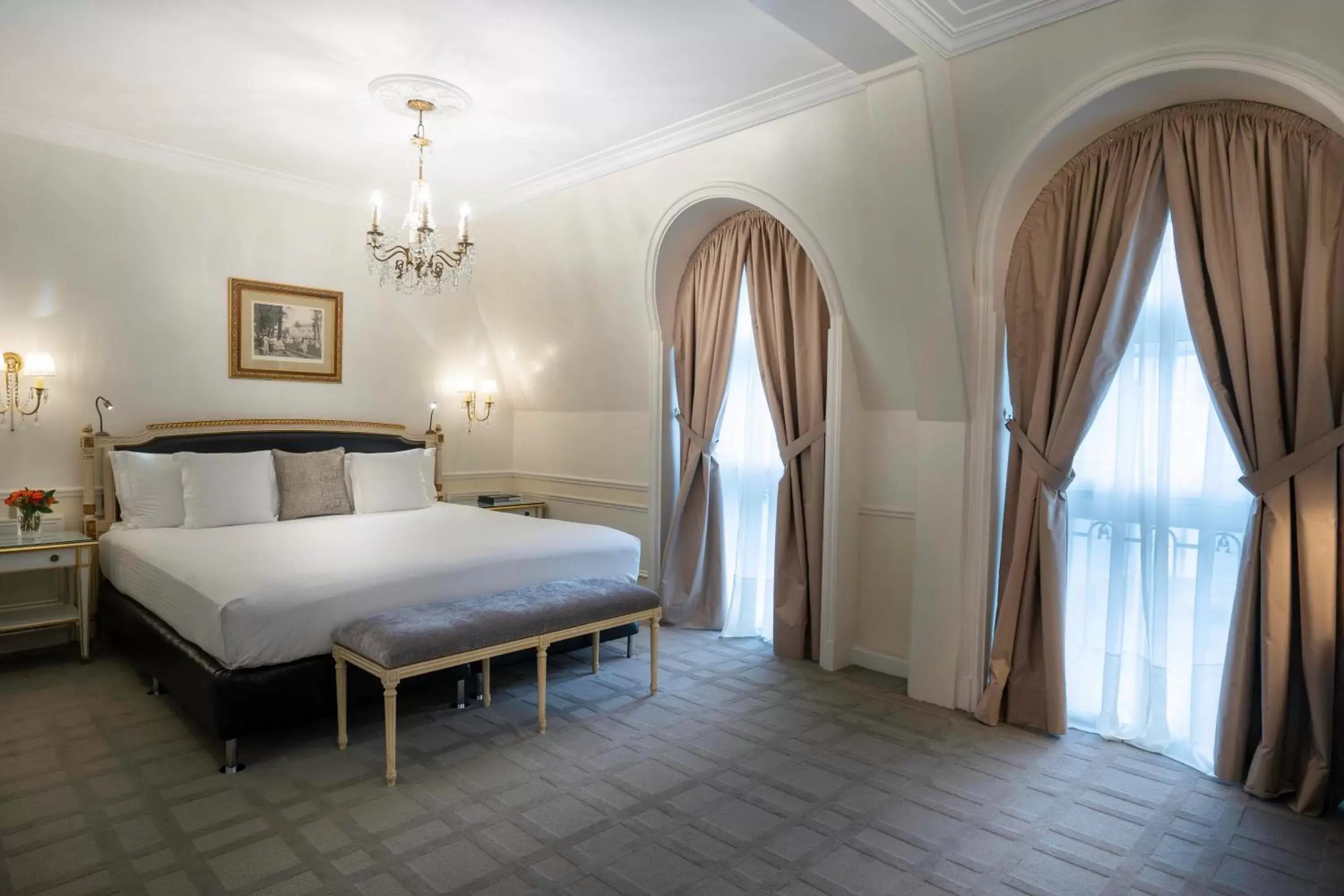 Bed in Alvear Palace Hotel - Leading Hotels of the World Bed in Alvear Palace Hotel - Leading Hotels of the World