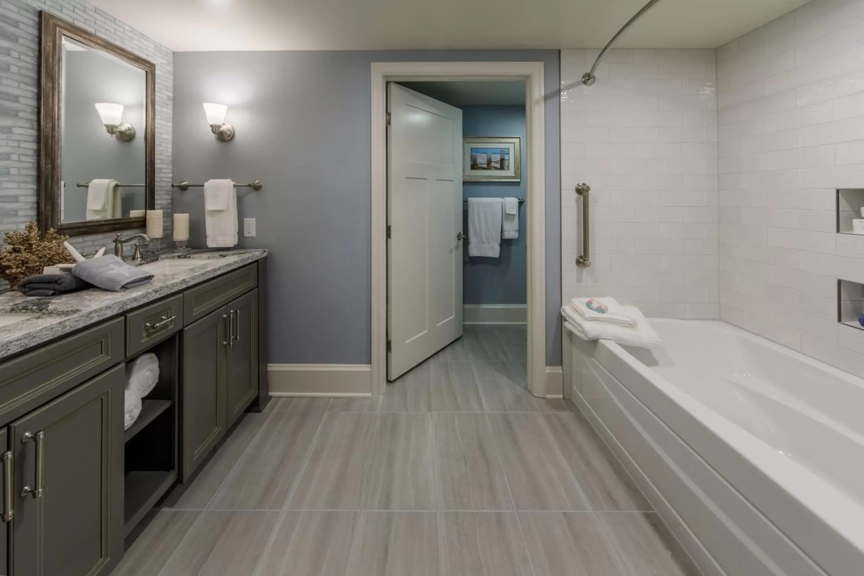 Bathroom in Holiday Inn Club Vacations Cape Canaveral Beach Resort, an IHG Hotel