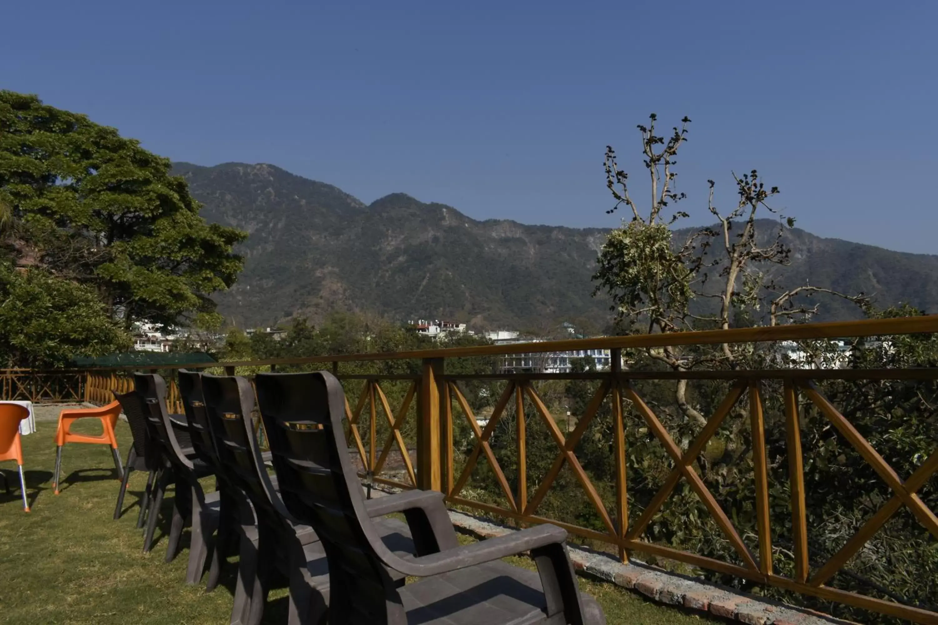 Garden, Mountain View in Hotel Rajpur Heights