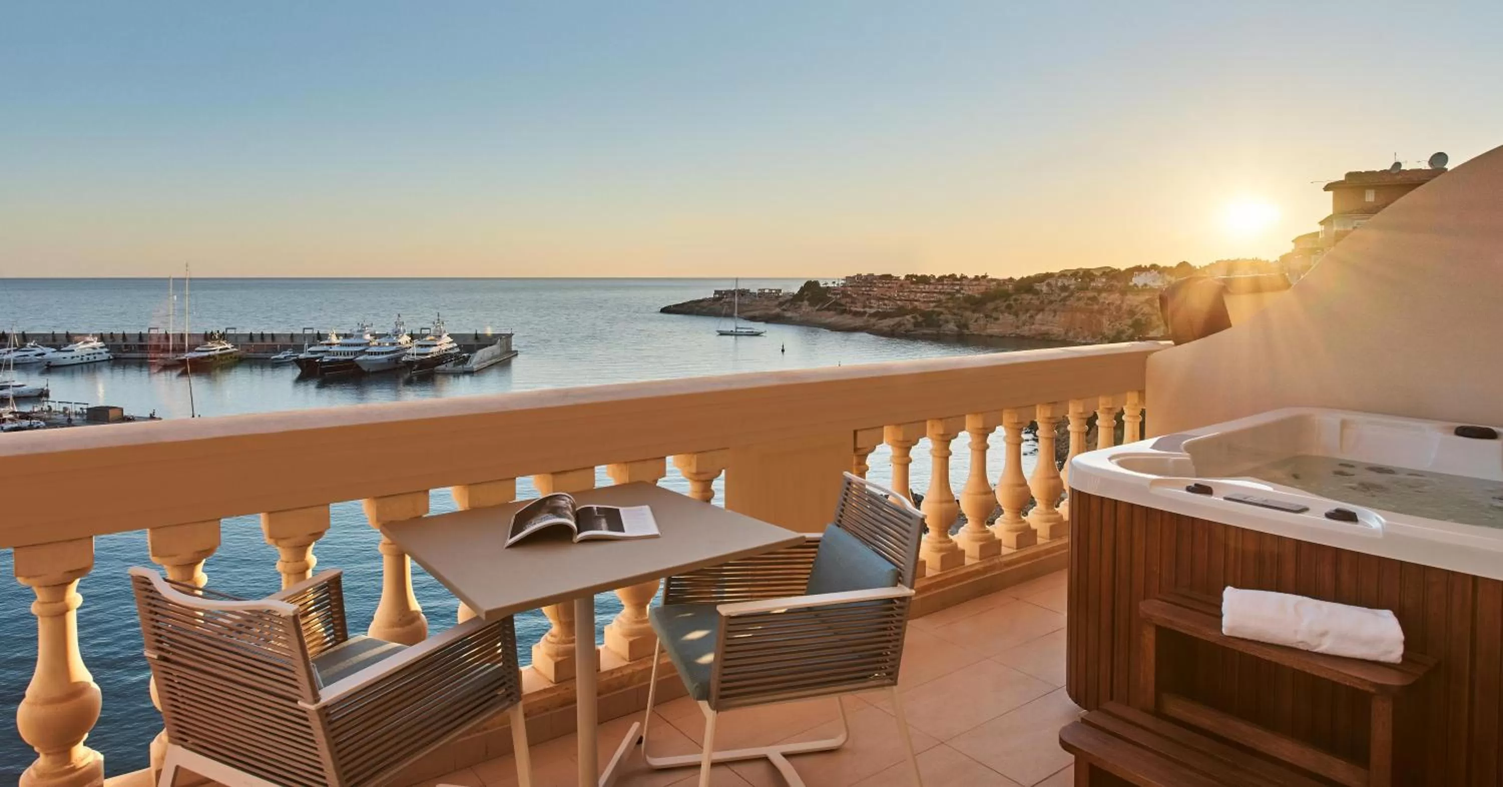 Photo of the whole room in Pure Salt Port Adriano - Adults Only