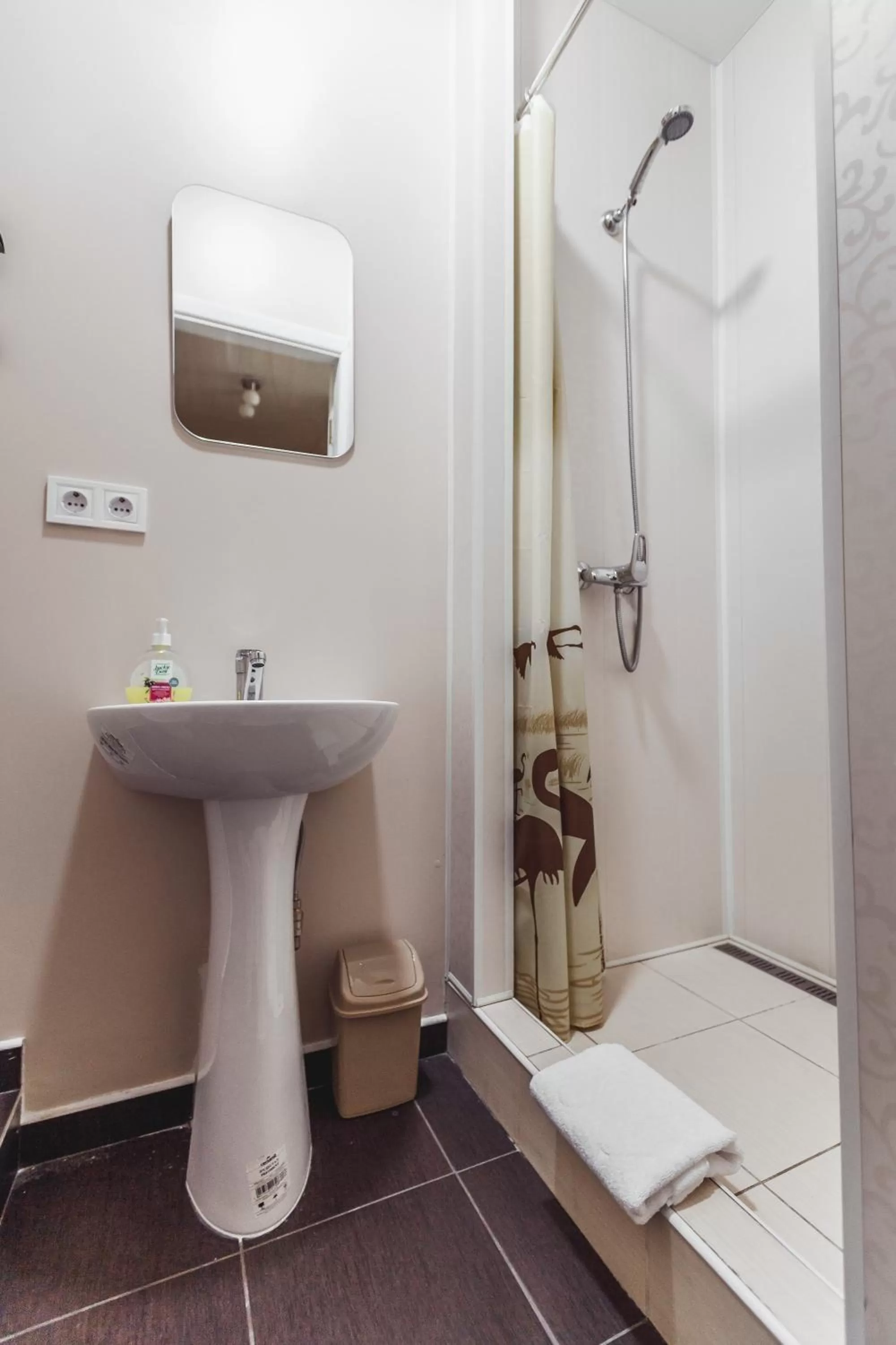 Shower in Apartments near Deribasovskaya