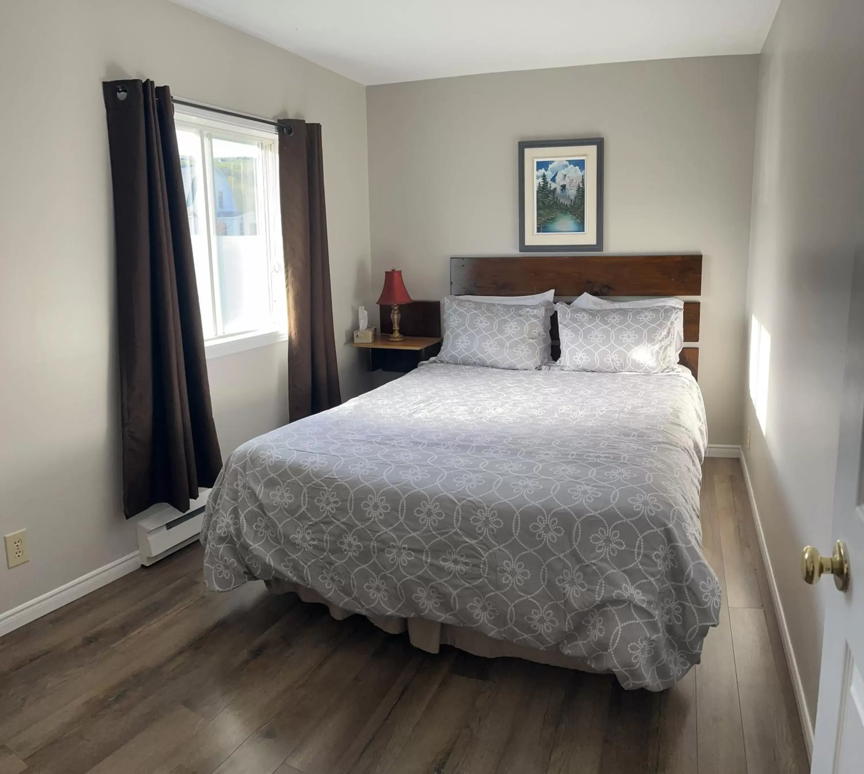 Bed in Alma Shore Lane Suites & Cottages