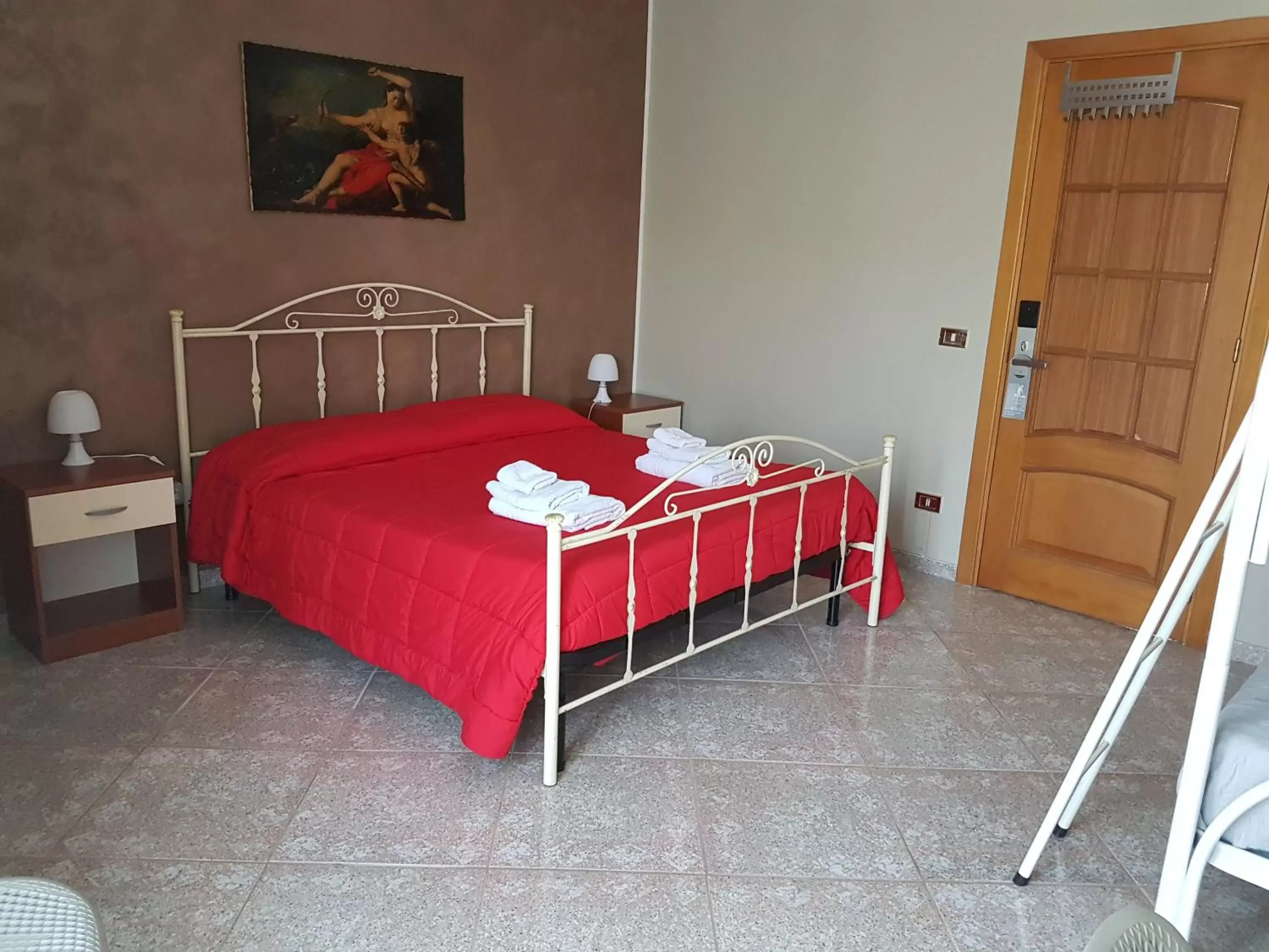 Bedroom, Bed in B&B Magna Grecia