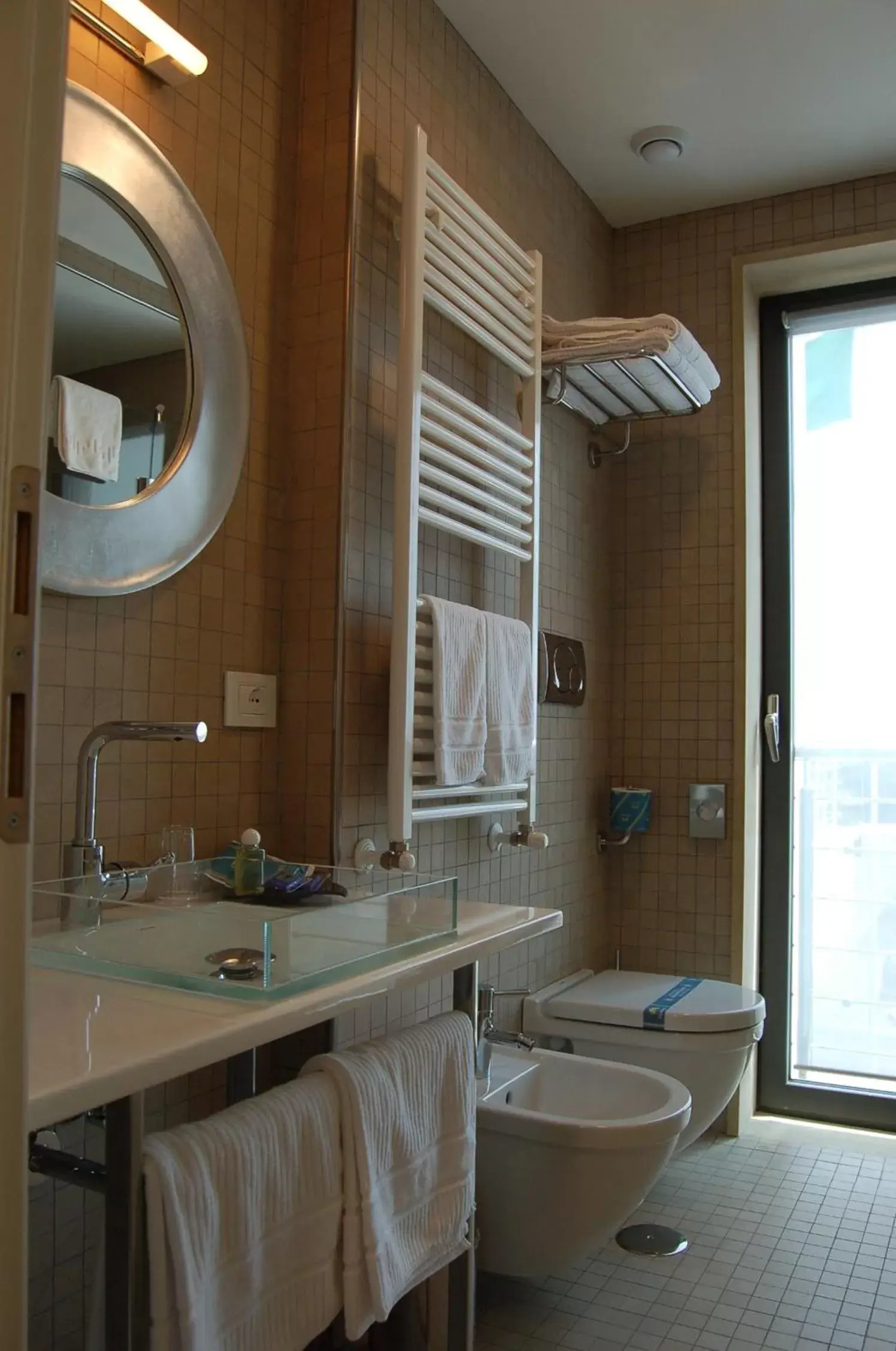 Toilet, Bathroom in Hotel Del Conte