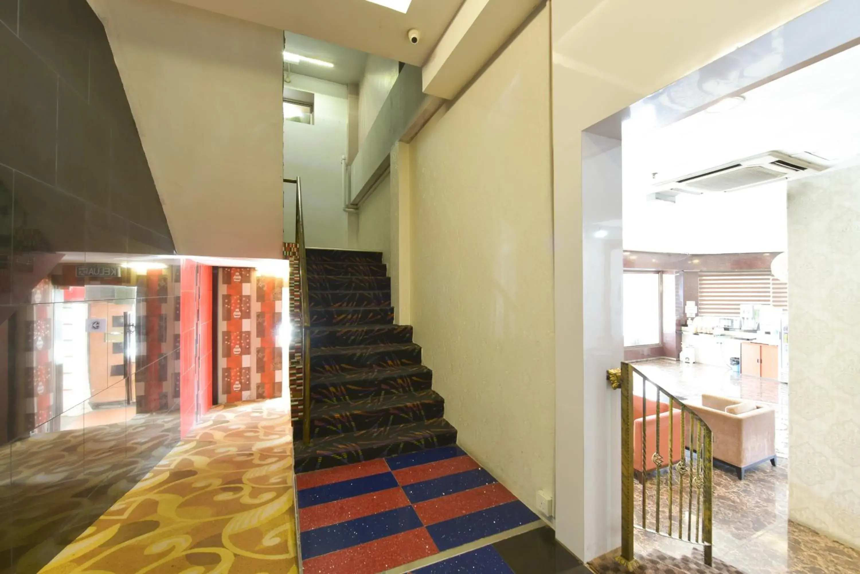 Lobby or reception in Townhouse OAK Hotel Holmes Johor Jaya