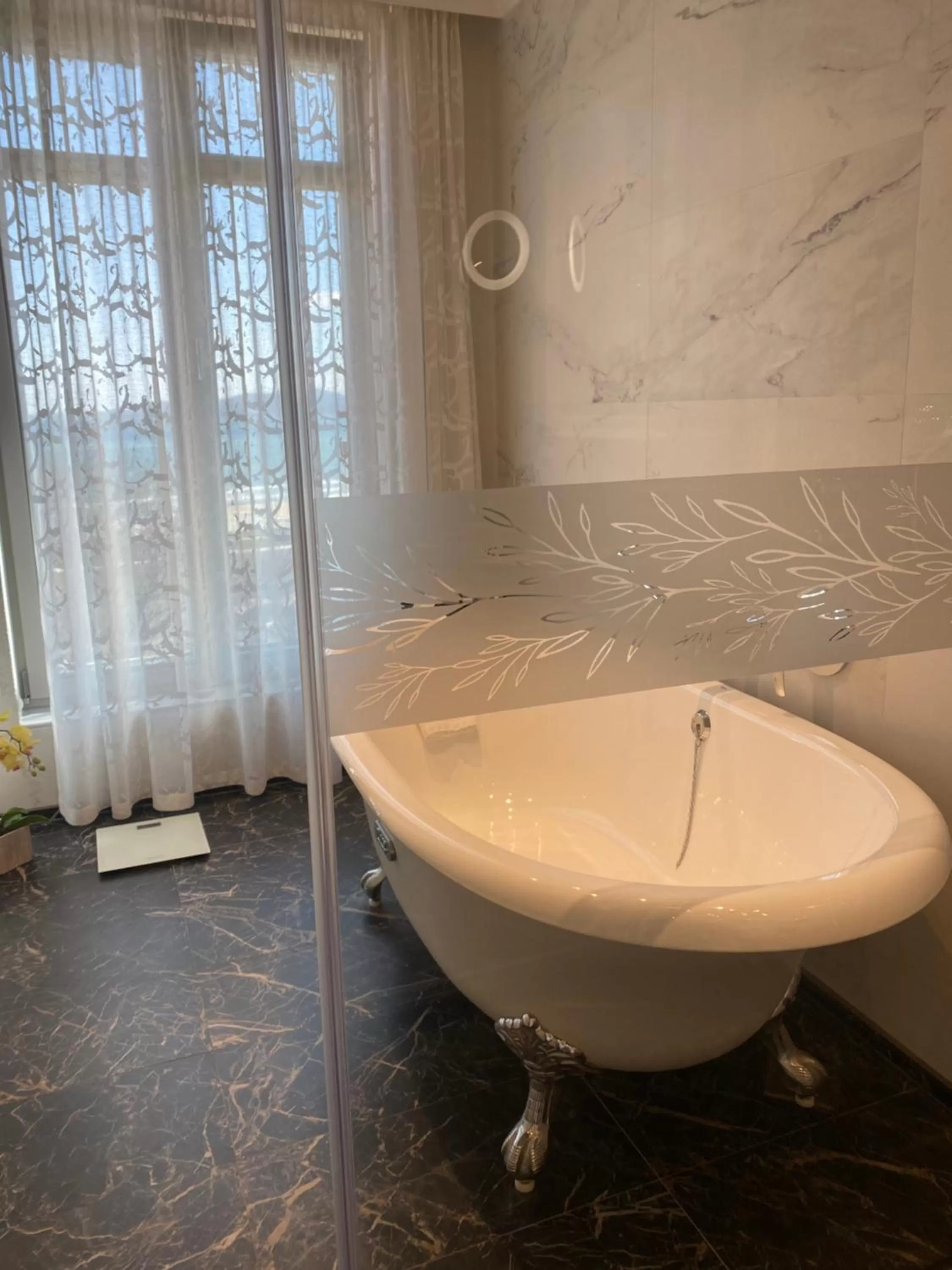 Bathroom in Hotel Residence Promenade