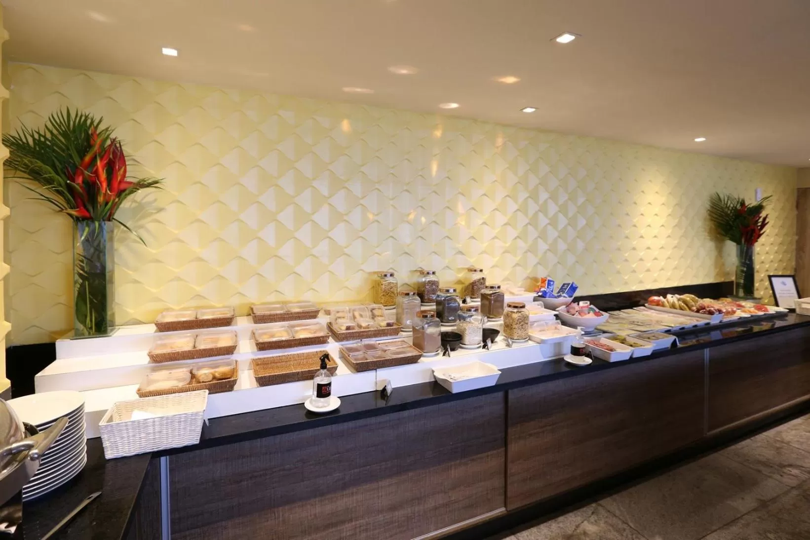 Buffet breakfast in Transamerica Prestige Recife - Boa Viagem