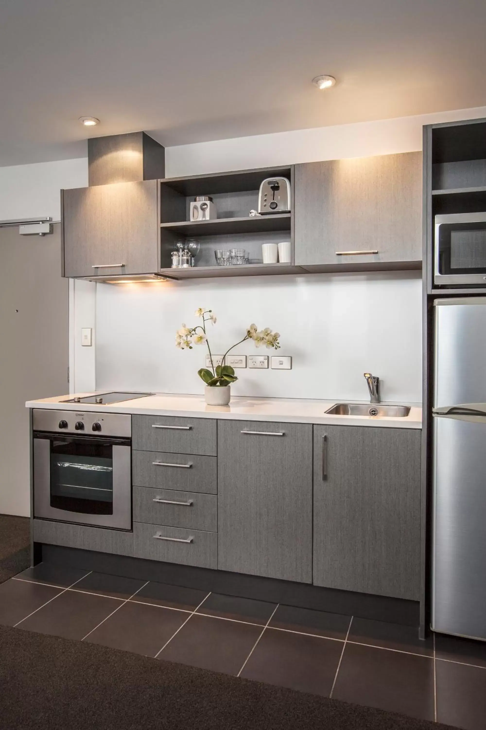 Kitchen or kitchenette, Kitchen/Kitchenette in Barclay Suites