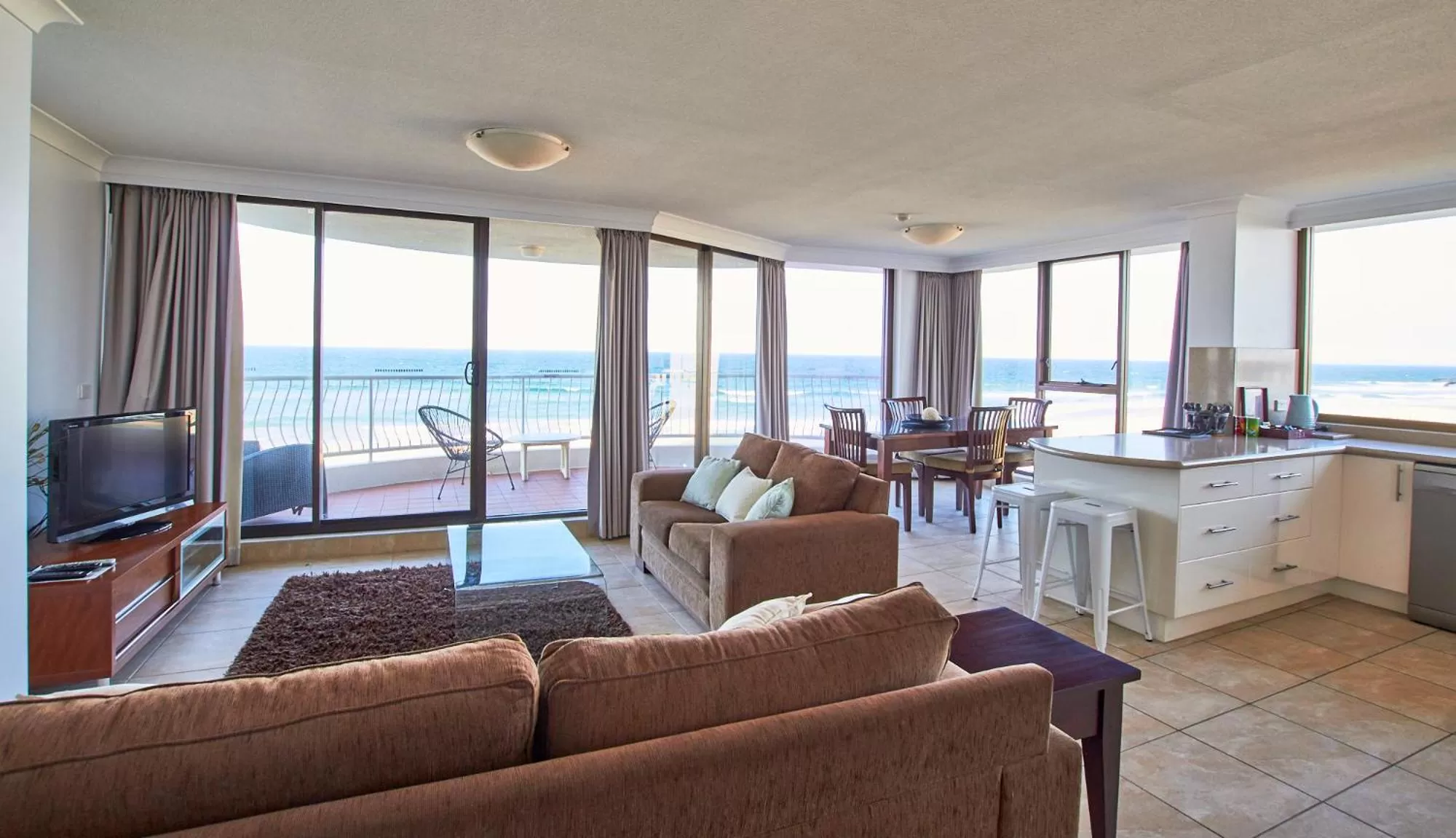 Seating Area in Albatross North Apartments