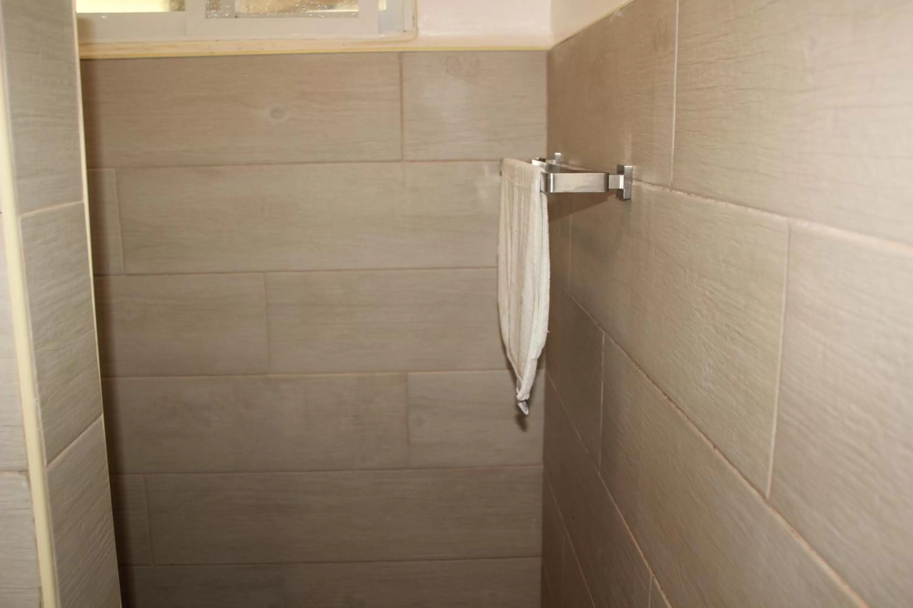 Shower in Cliffside Resort