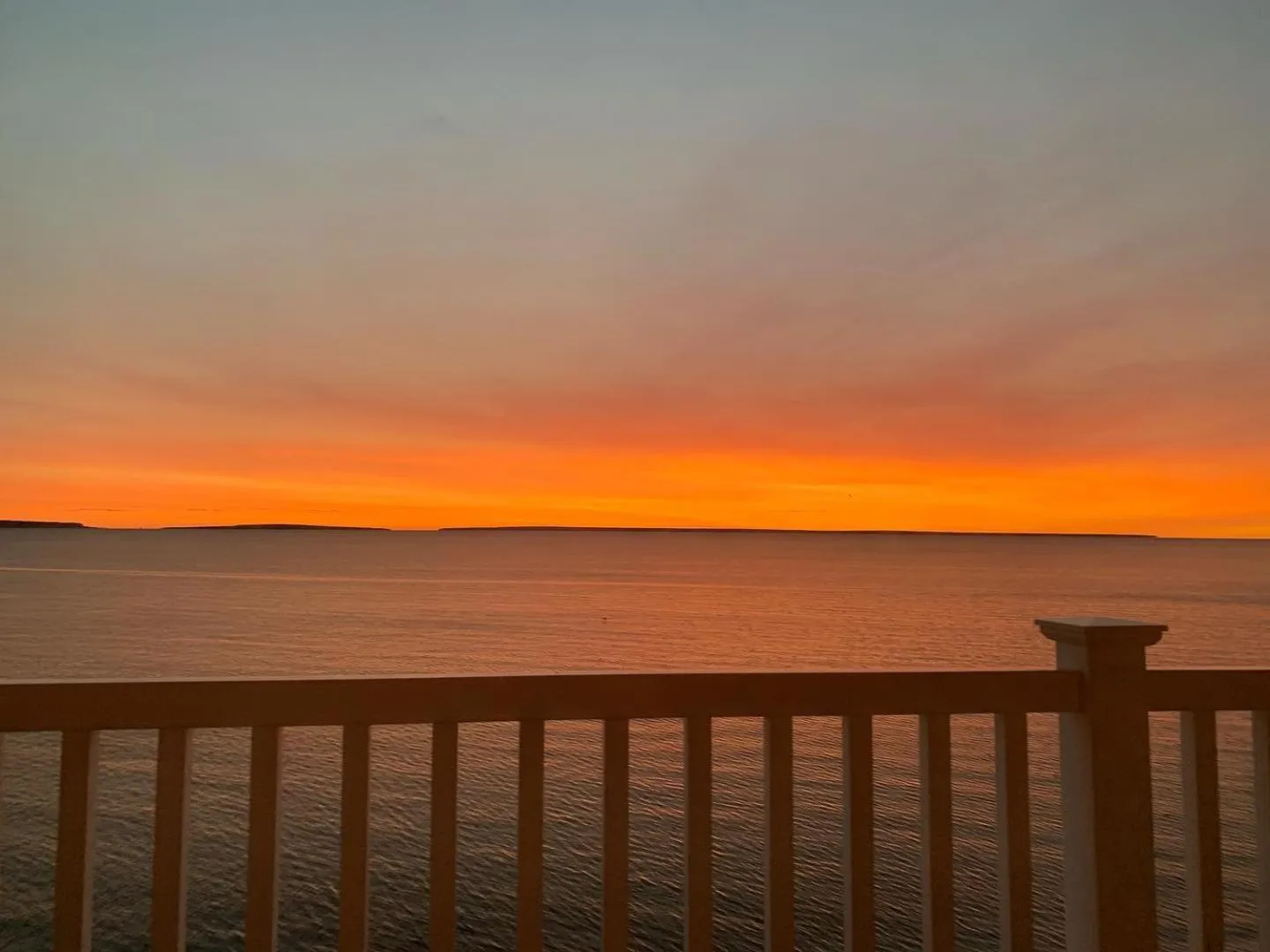 Balcony/Terrace in Mackinaw Beach and Bay Inn & Suites