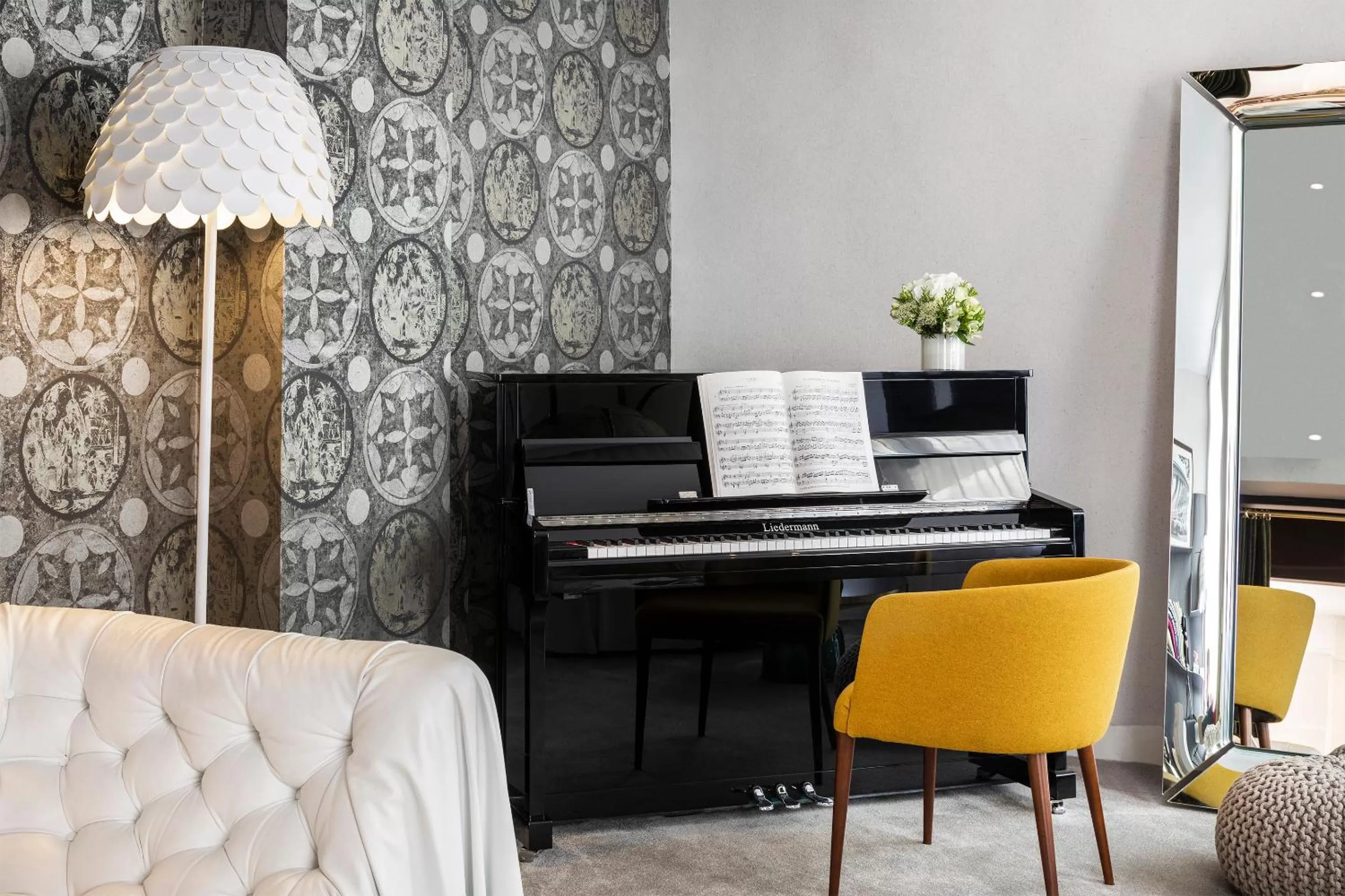 Living room in Best Western Plus La Demeure