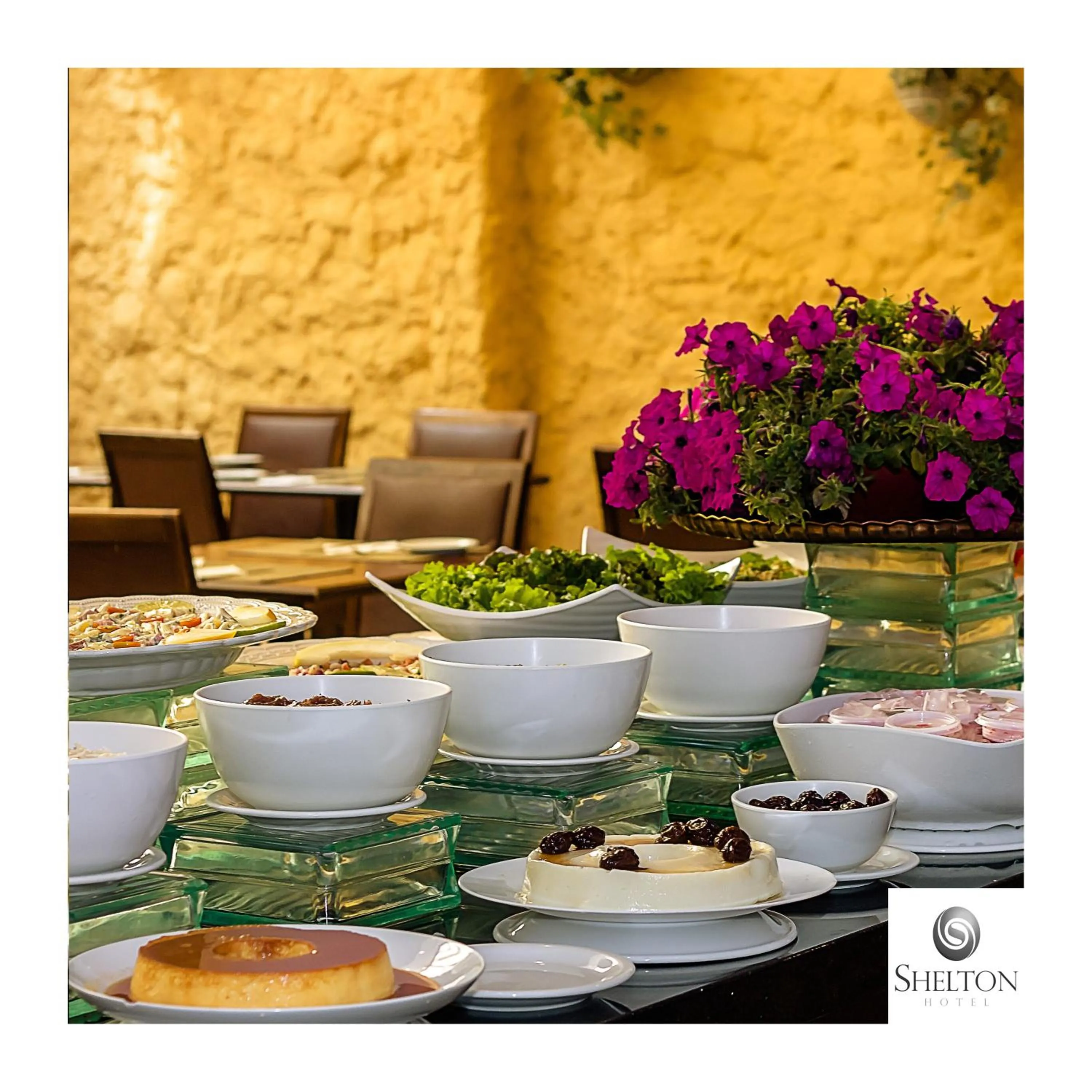 Food in Hotel Shelton