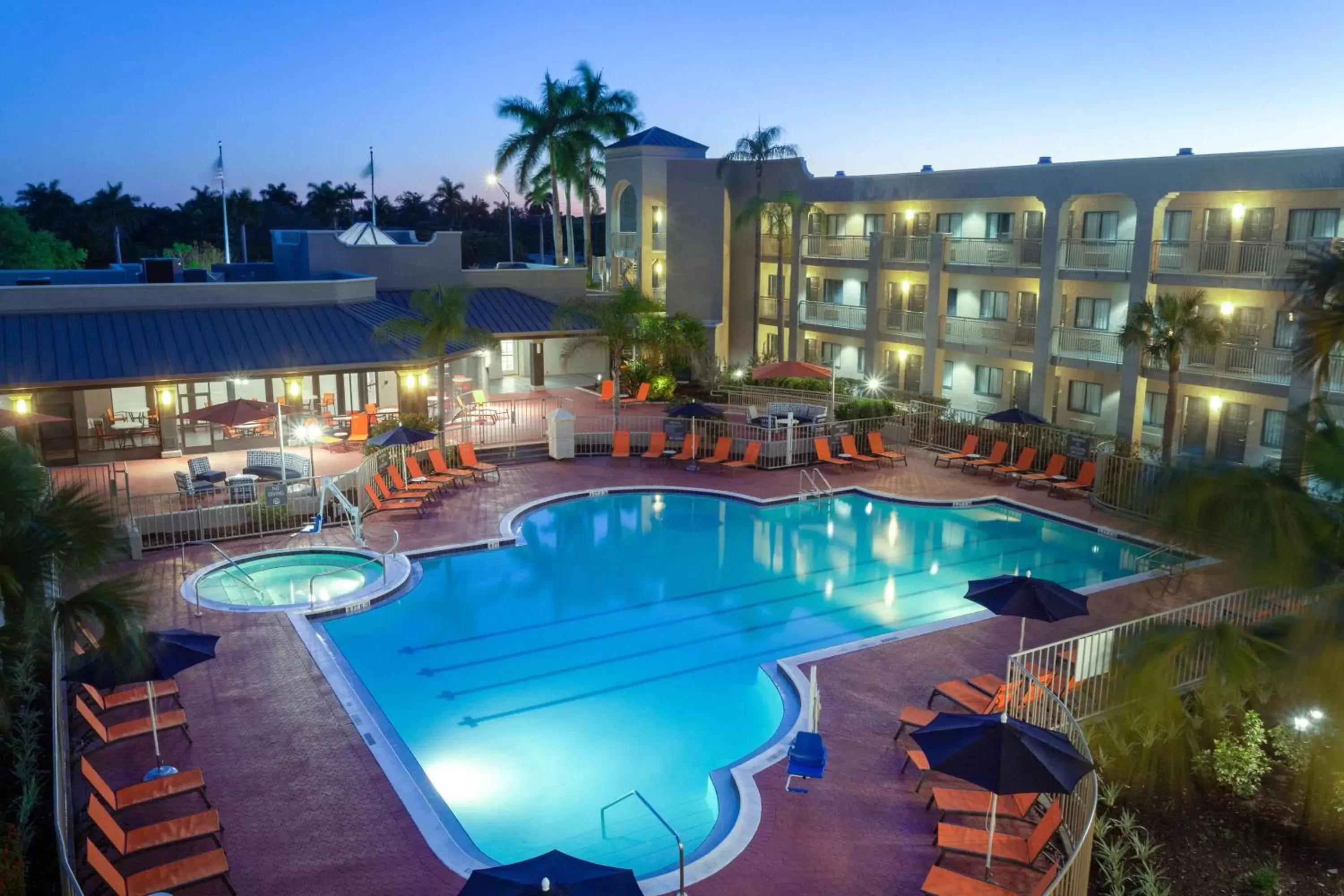 On site, Pool View in La Quinta by Wyndham Ft. Myers - Sanibel Gateway