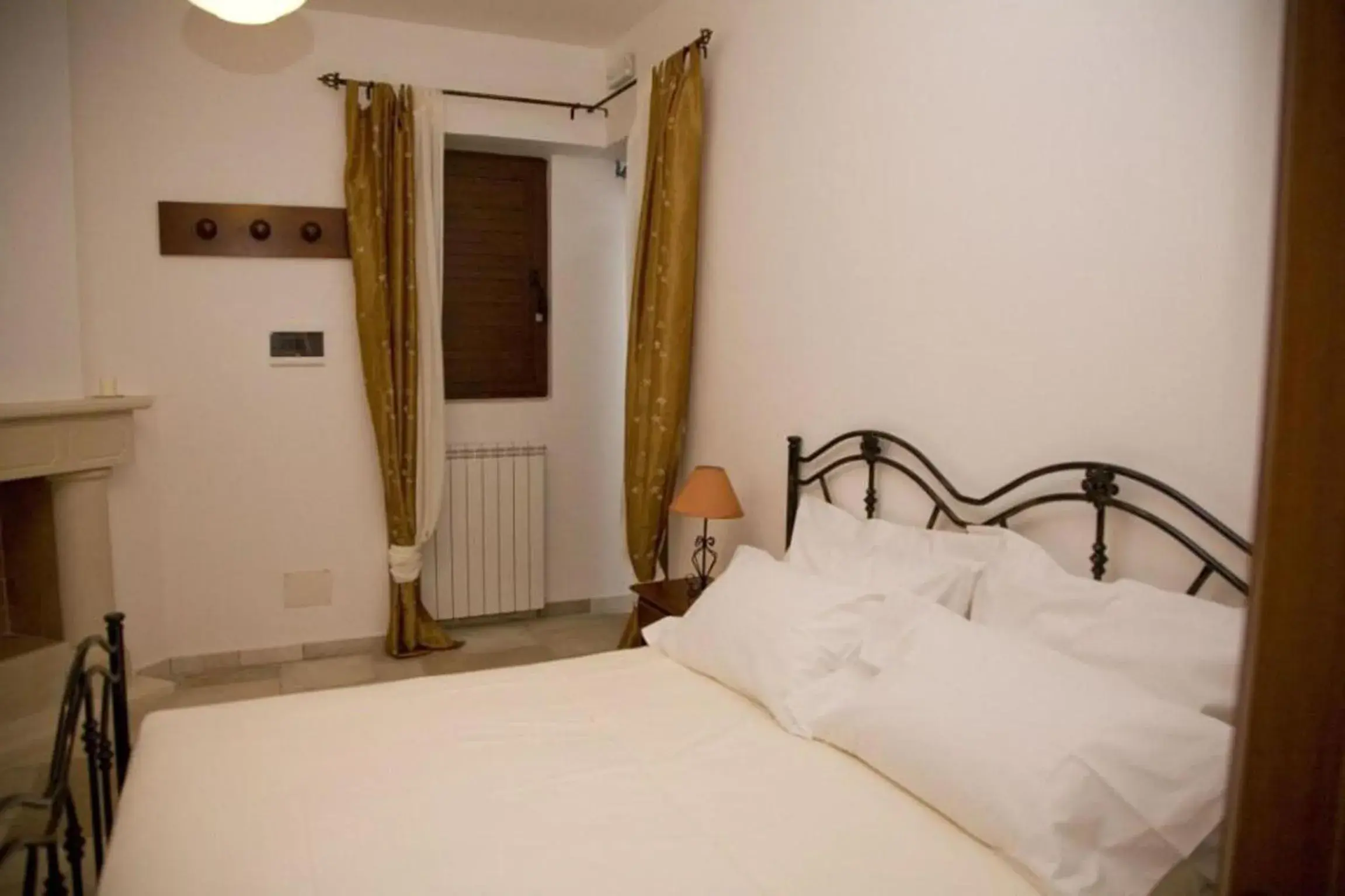 Bedroom, Bed in Pignata Bedroom, Bed in Pignata