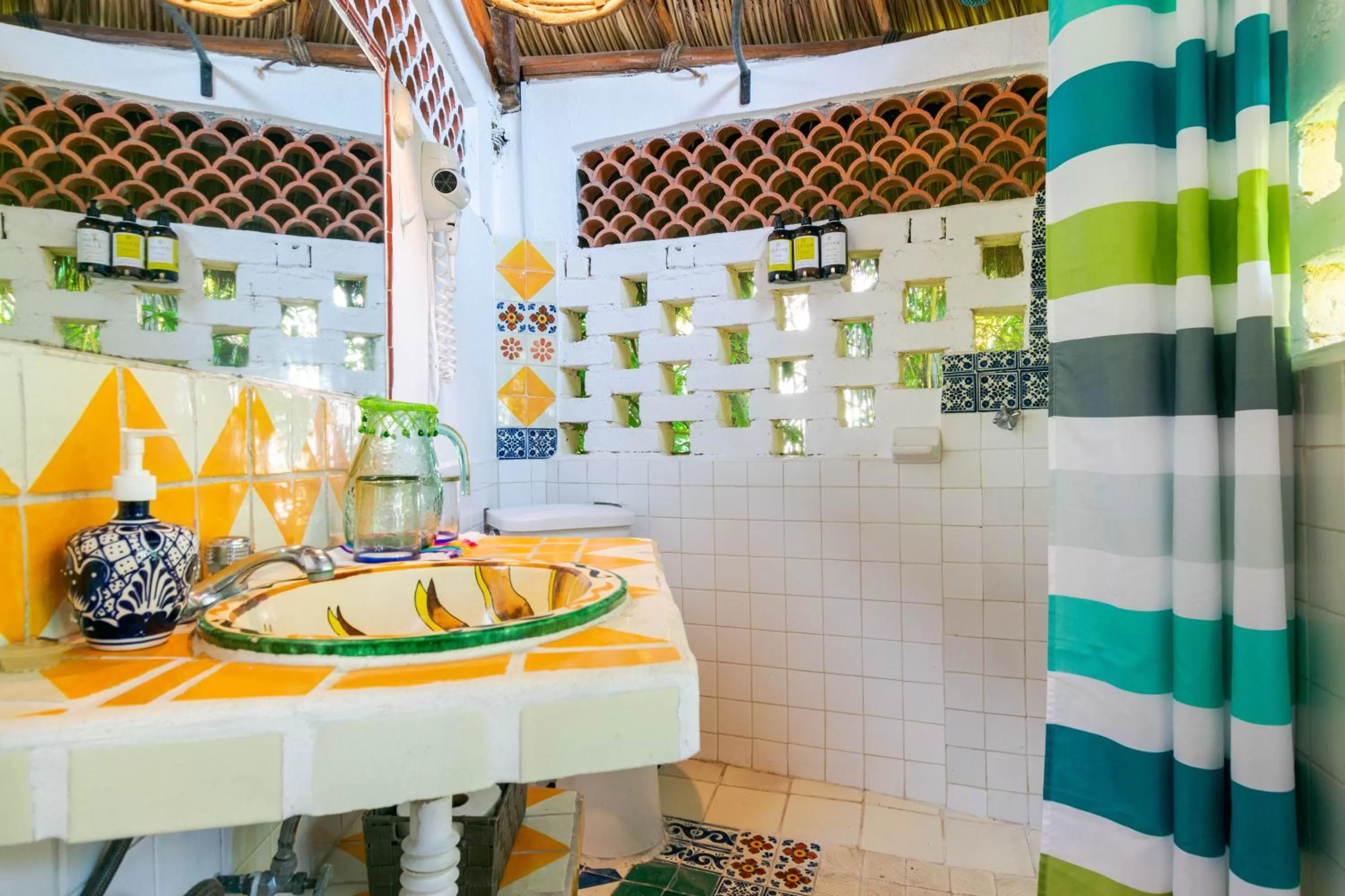 Shower in Villas Jardin Del Mar