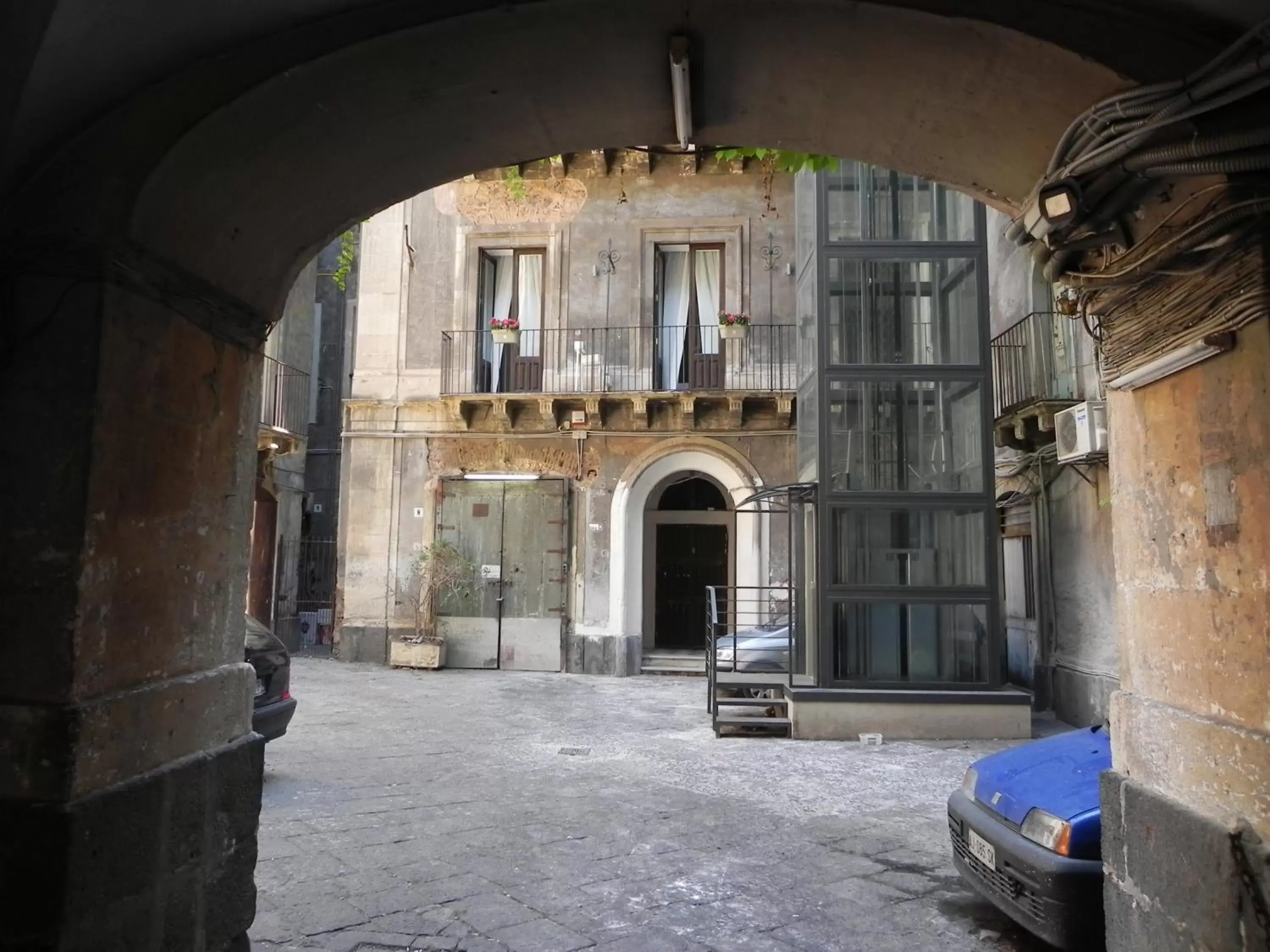 Facade/entrance in Palazzo del Verga