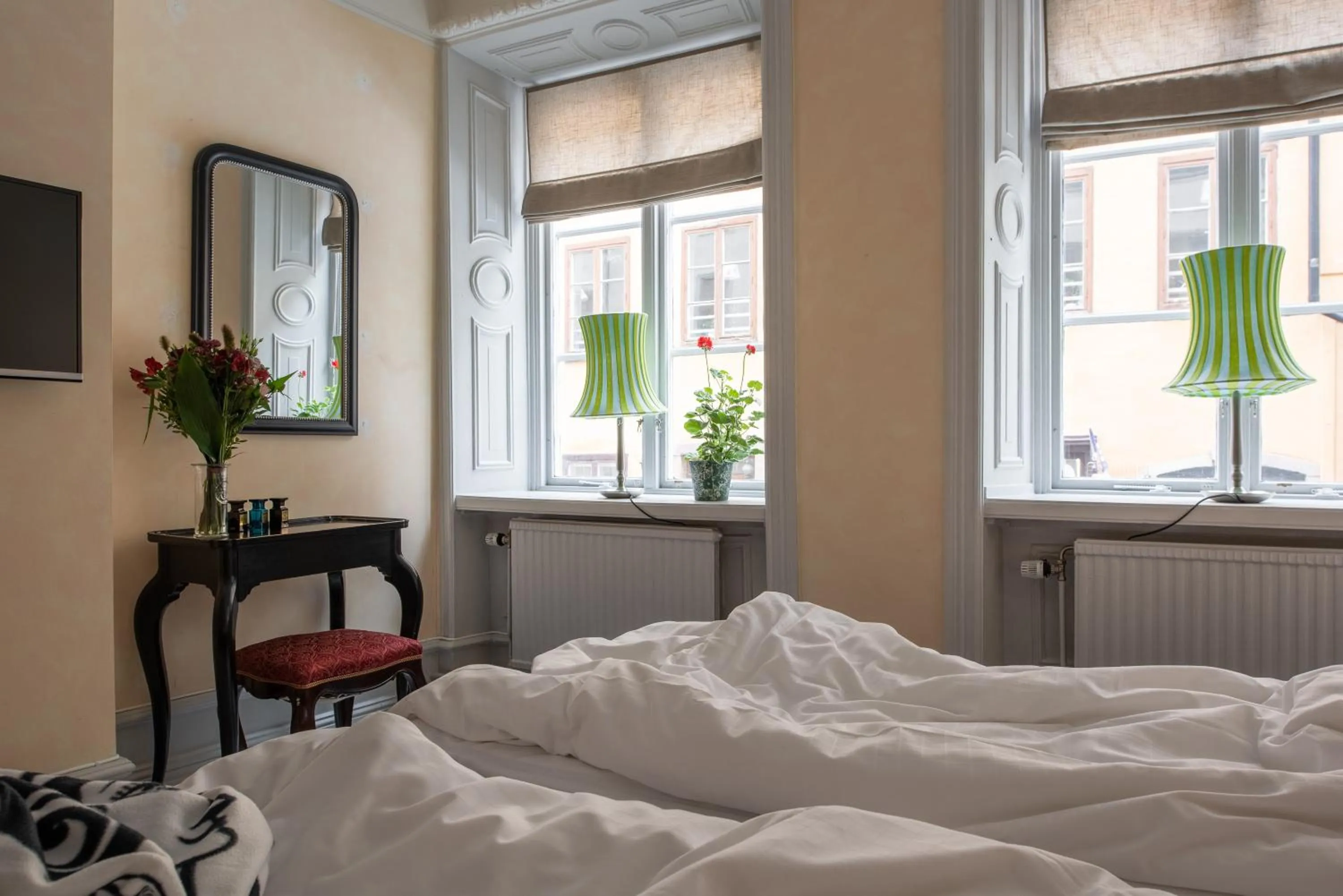 Photo of the whole room, Bed in Castle House Inn