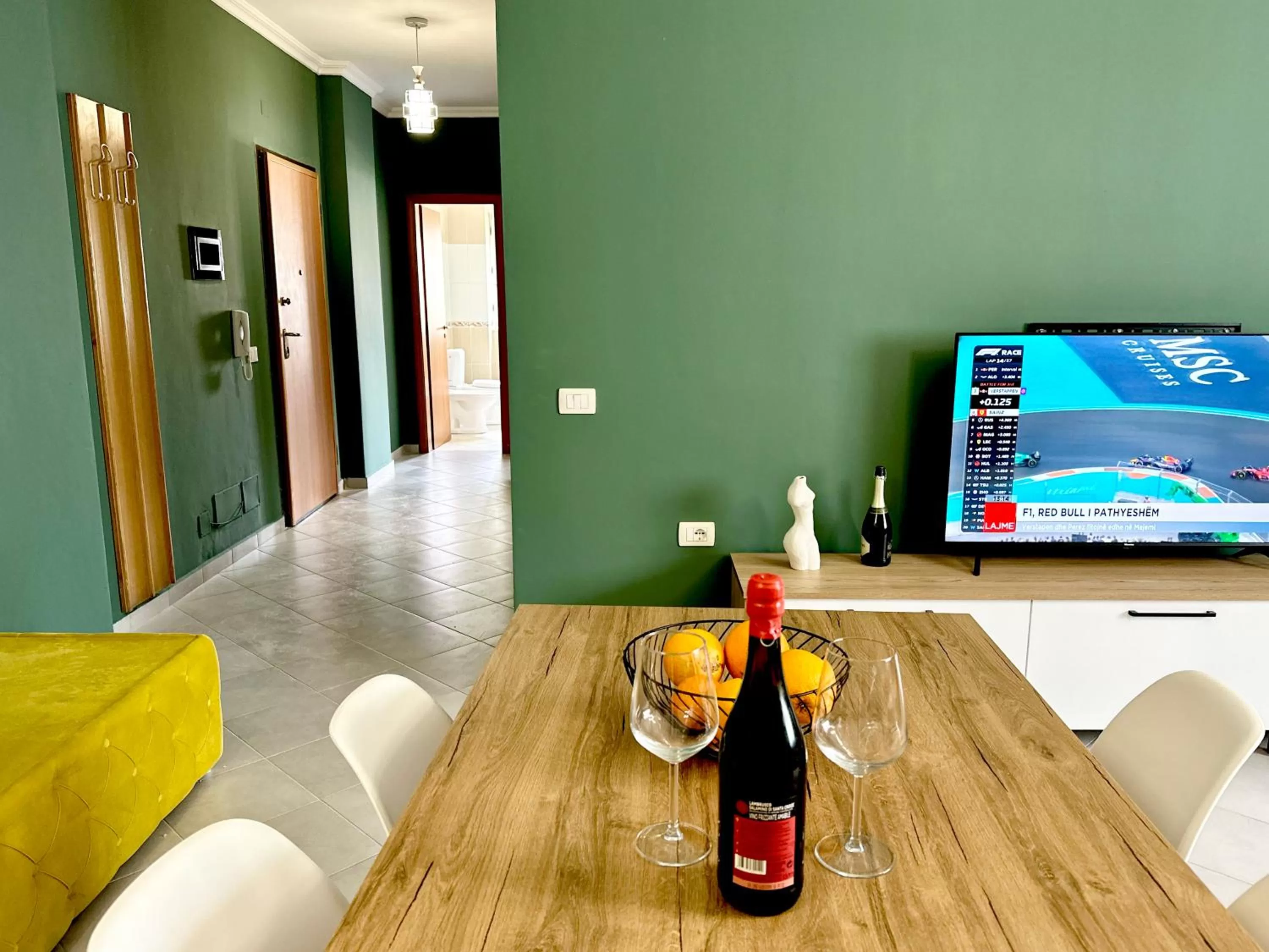 TV and multimedia in FAMILY SUITE RESIDENCE