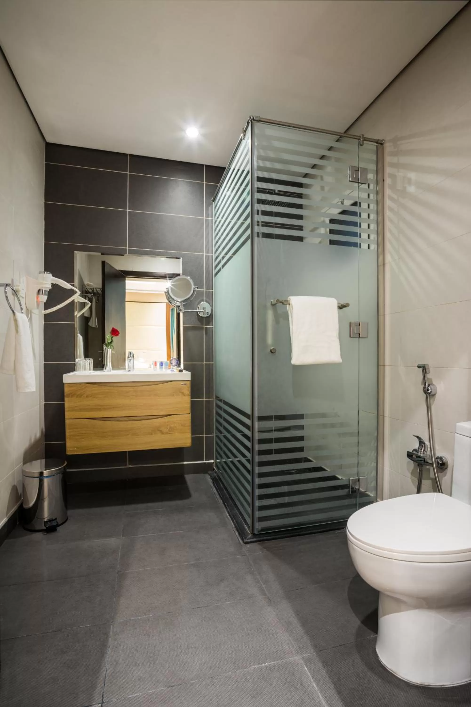 Bathroom in Naviti Warwick Dammam