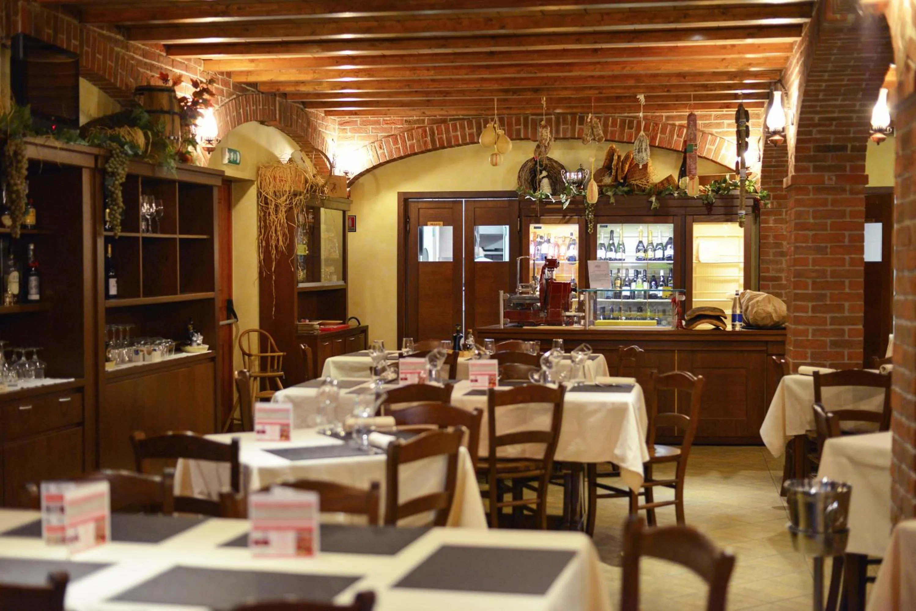 Restaurant/places to eat in AS Hotel Monza