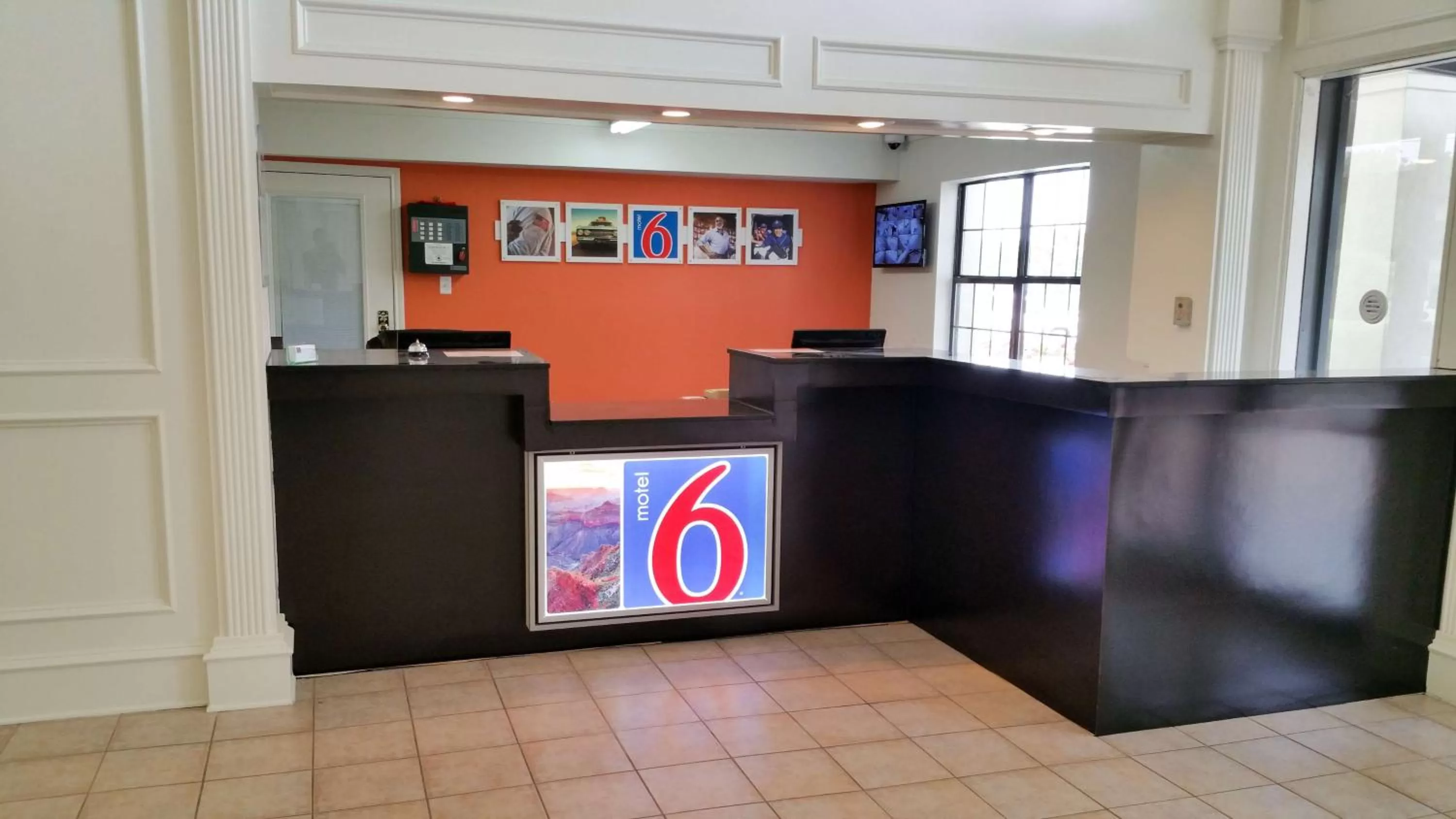 Lobby or reception in Motel 6-Palestine, TX