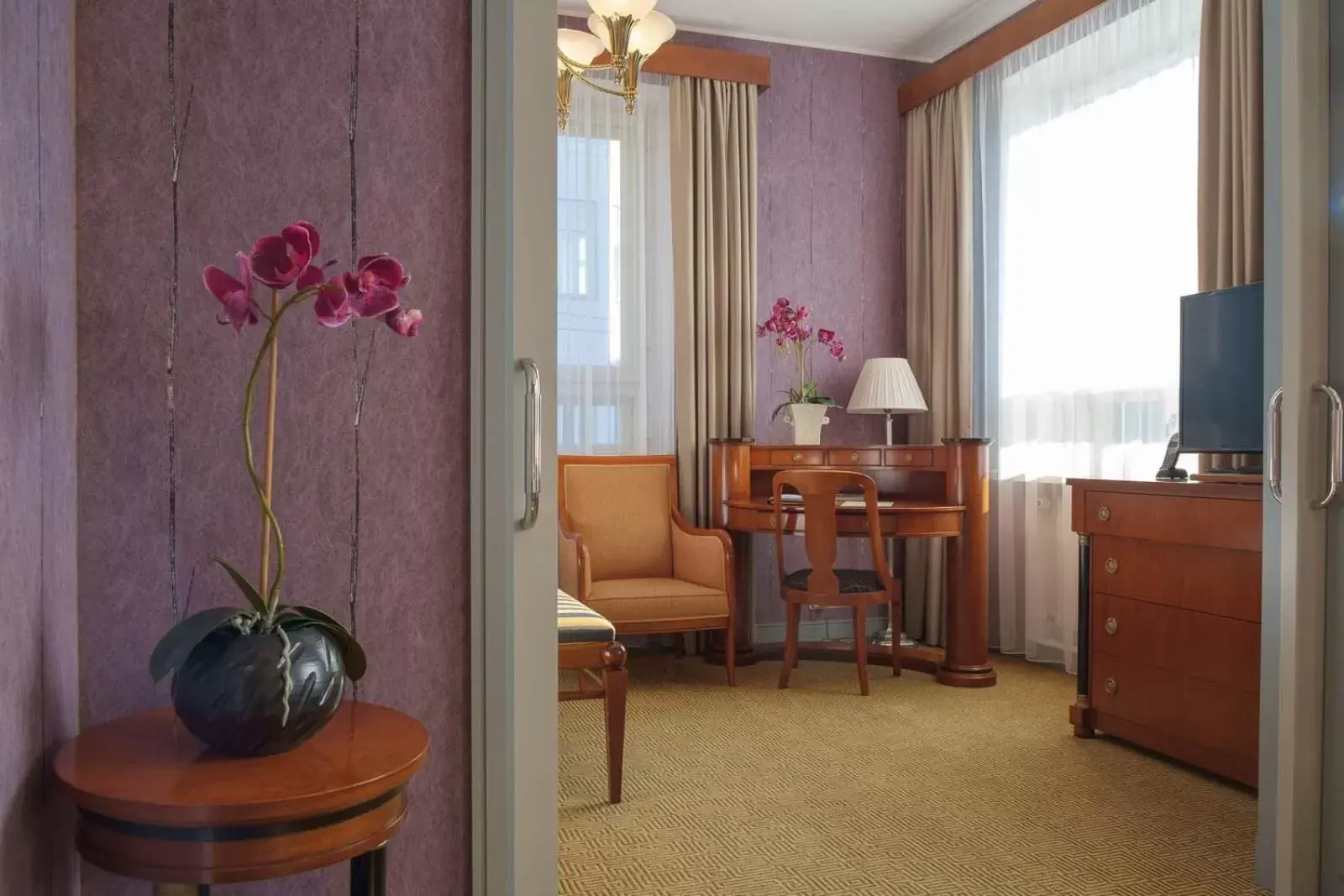 Photo of the whole room, TV/Entertainment Center in Grand Hotel Viljandi