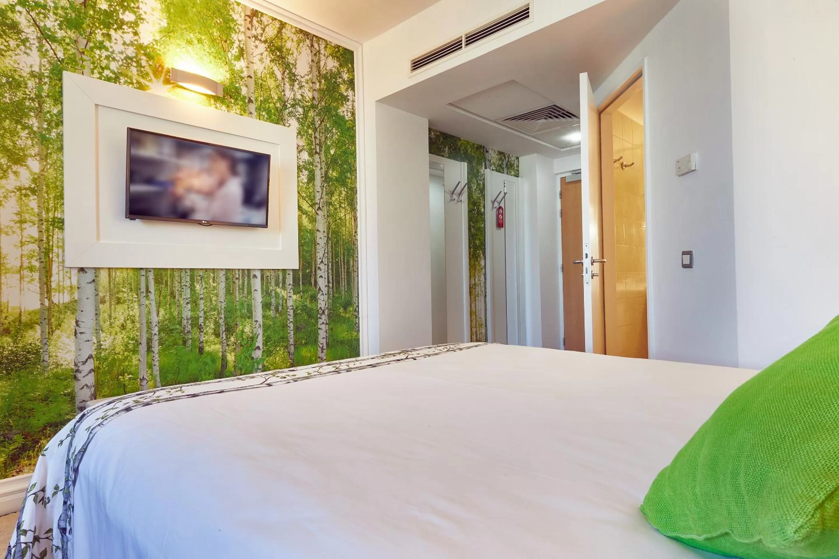 TV and multimedia, Bed in MyContinental Sibiu