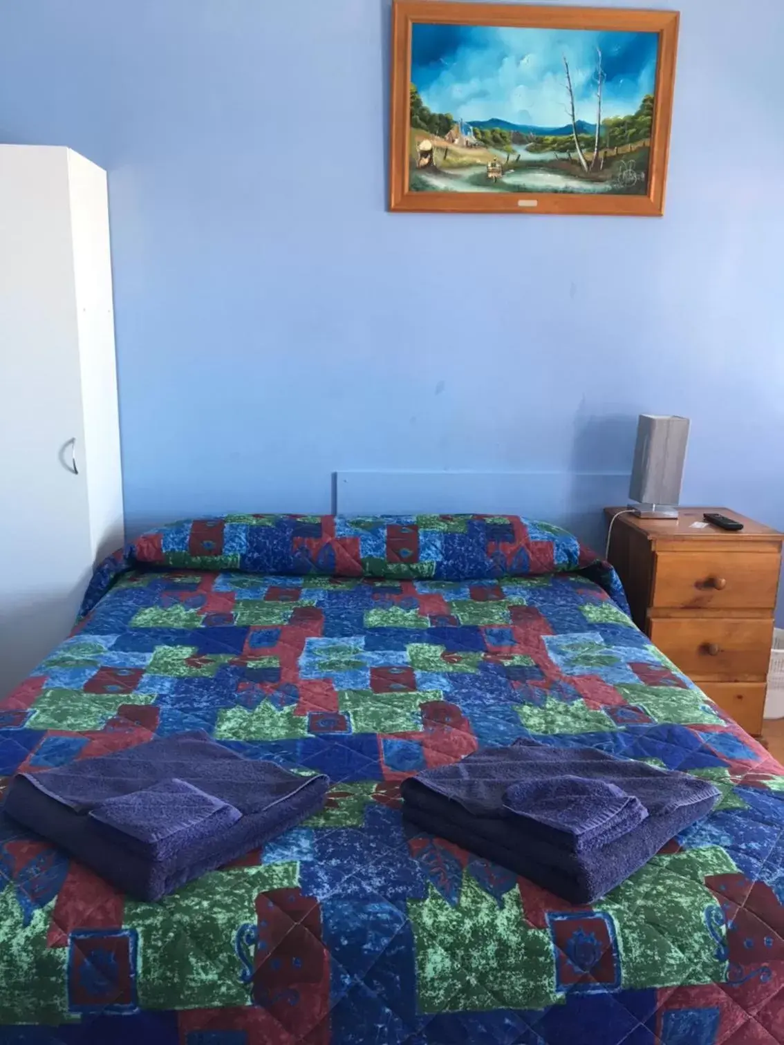 Bed in Coonamble Motel