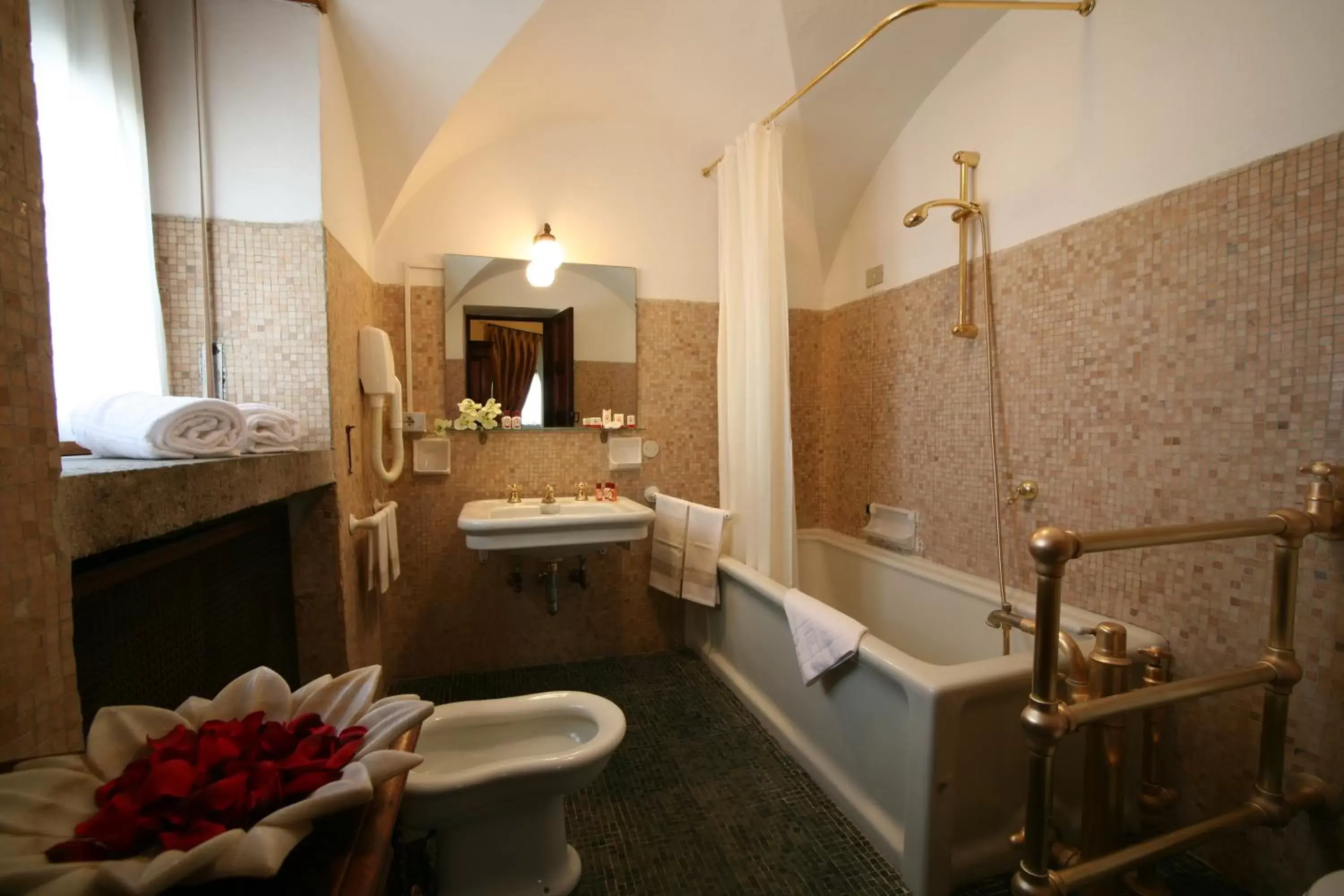 Bathroom in Grand Hotel Dei Castelli