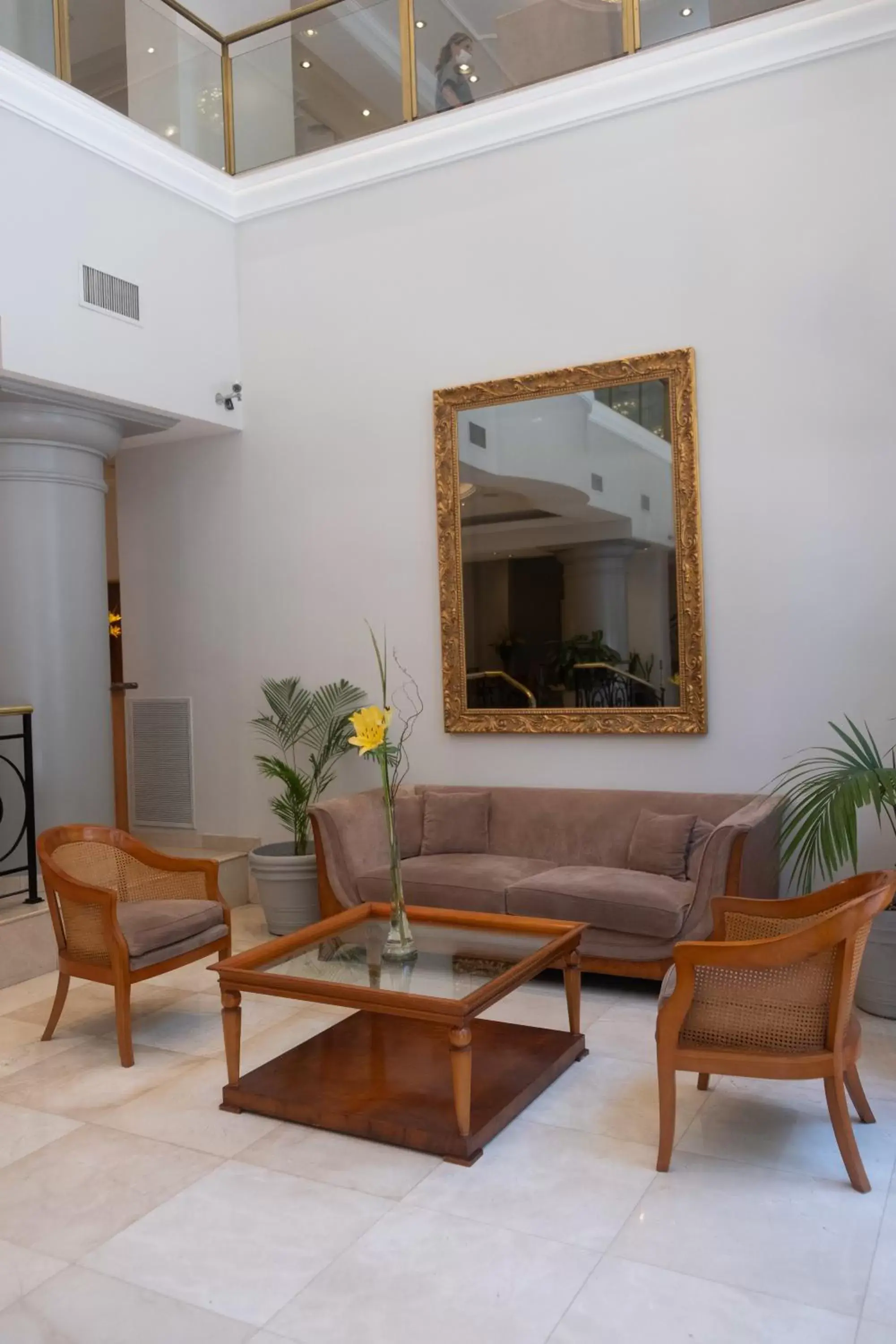 Lobby or reception, Seating Area in Hotel Intersur Recoleta